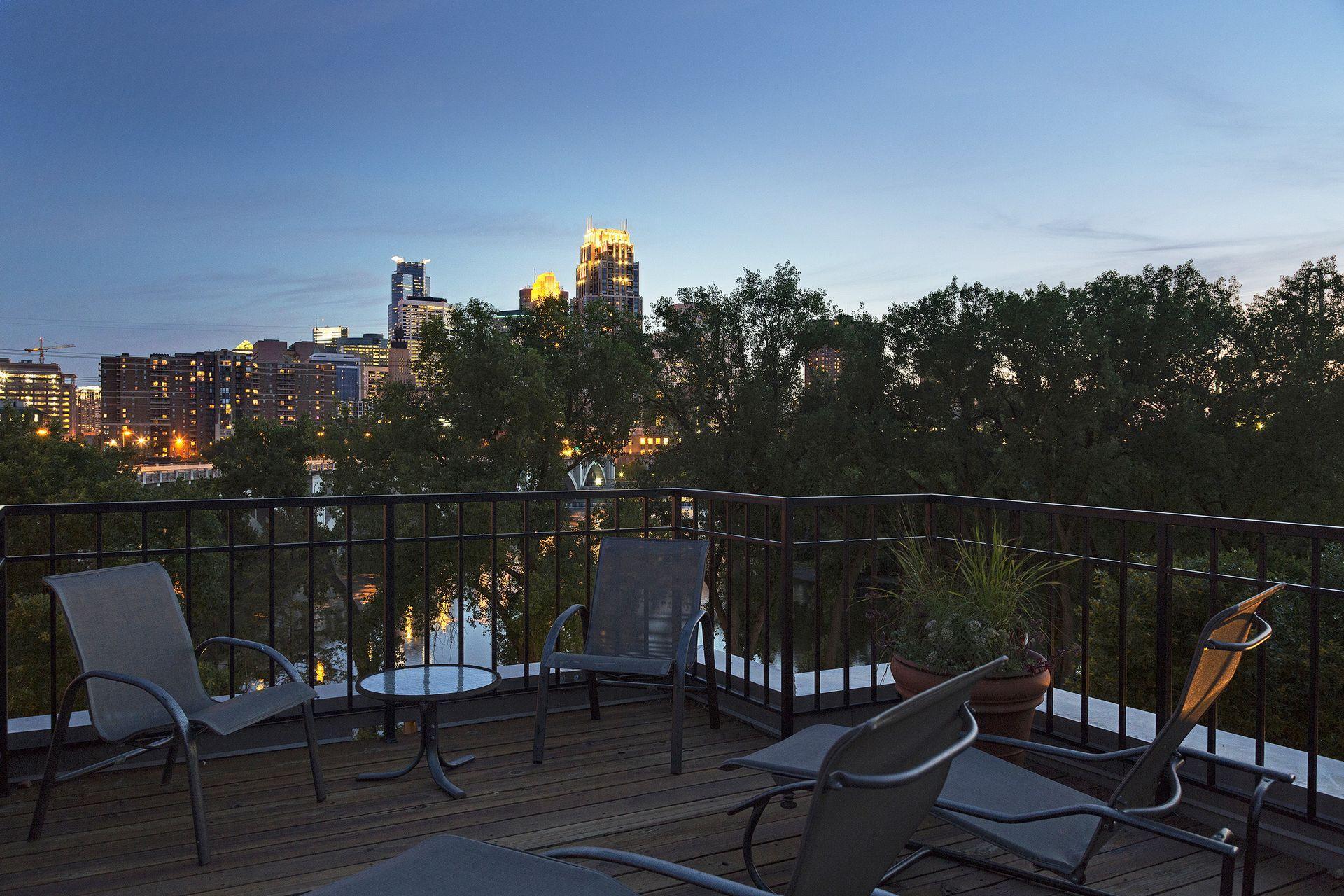 4th image of 192 Bank St Se, Minneapolis, MN 55414 | MLS# 7131021