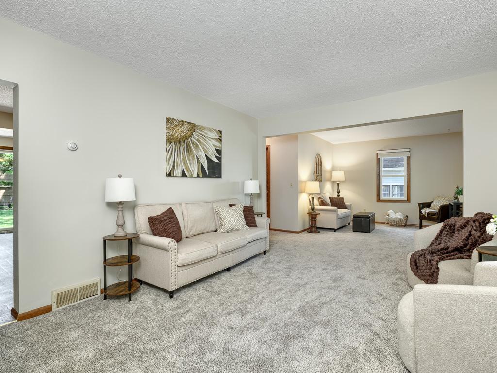 3rd image of 417 S Elm St, Waconia, MN 55387 | MLS# 7131057