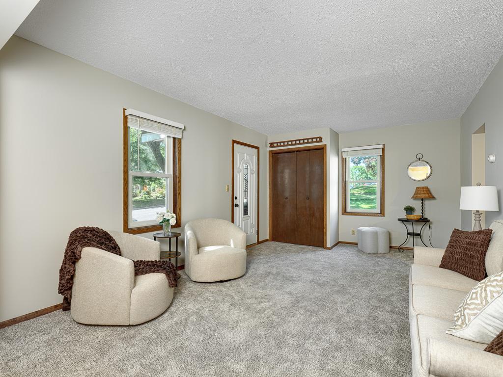 4th image of 417 S Elm St, Waconia, MN 55387 | MLS# 7131057