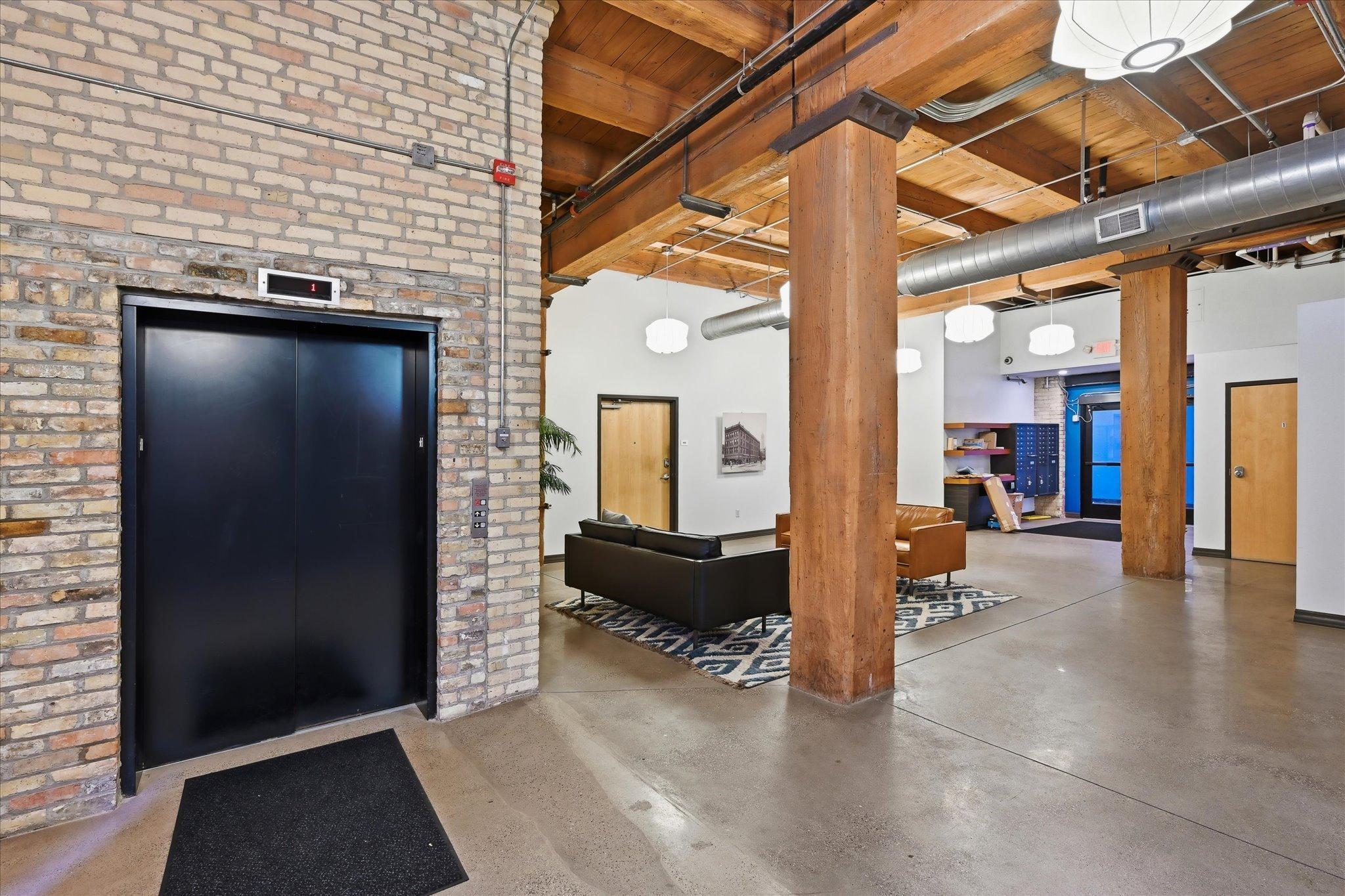 29th image of 607 Washington Ave S #202, Minneapolis, MN 55415 | MLS# 7131065