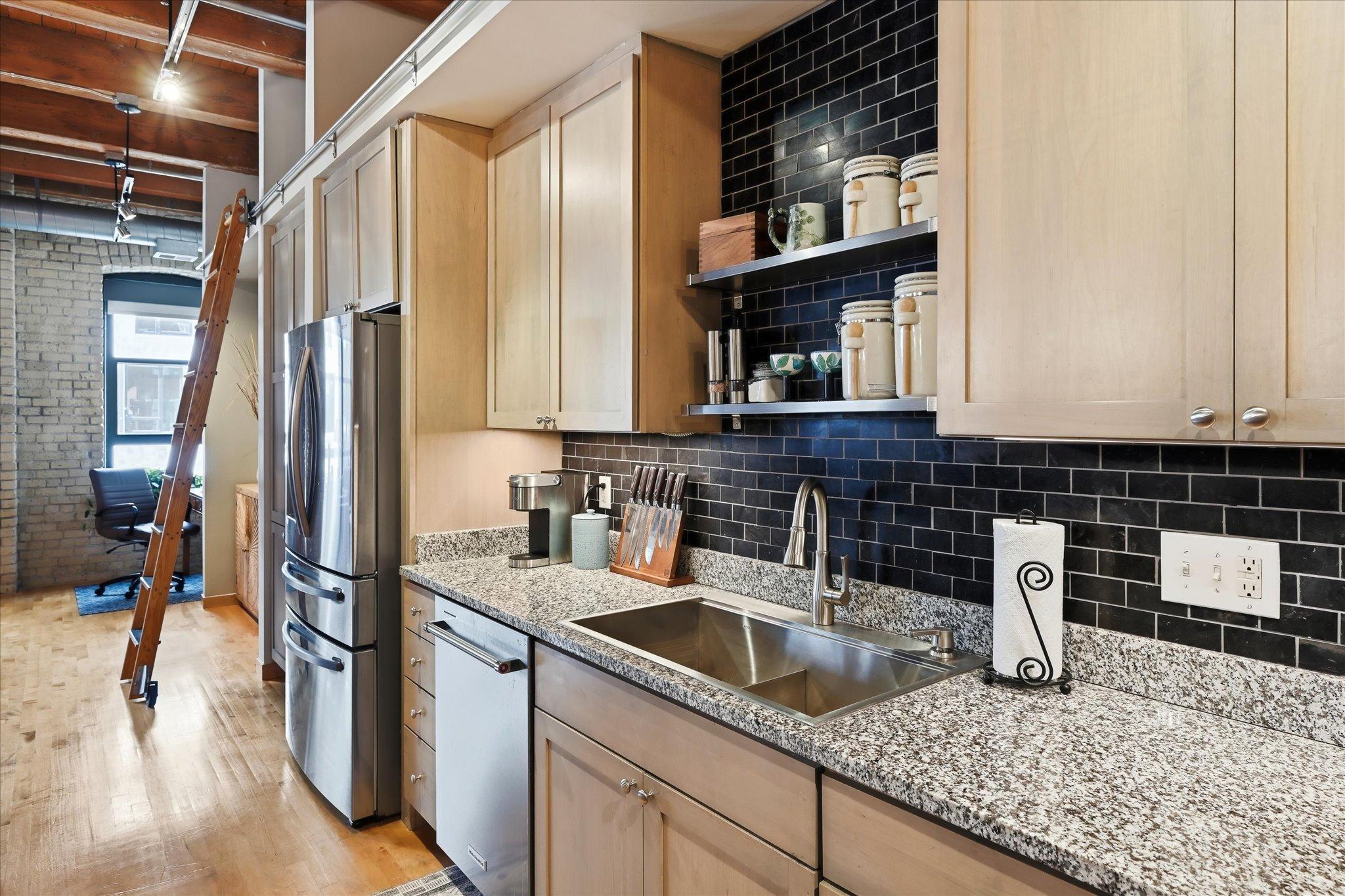 4th image of 607 Washington Ave S #202, Minneapolis, MN 55415 | MLS# 7131065