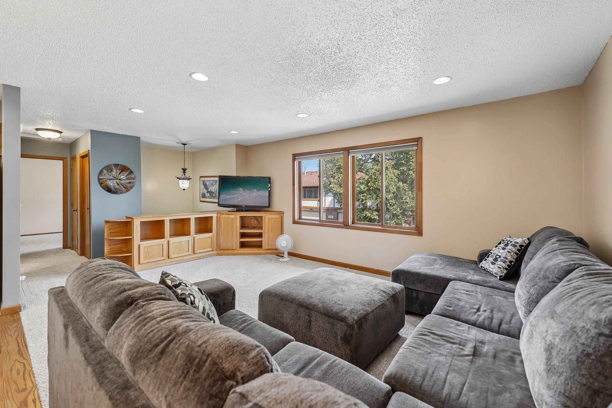3rd image of 784 125Th Ln Ne, Minneapolis, MN 55434 | MLS# 7131105
