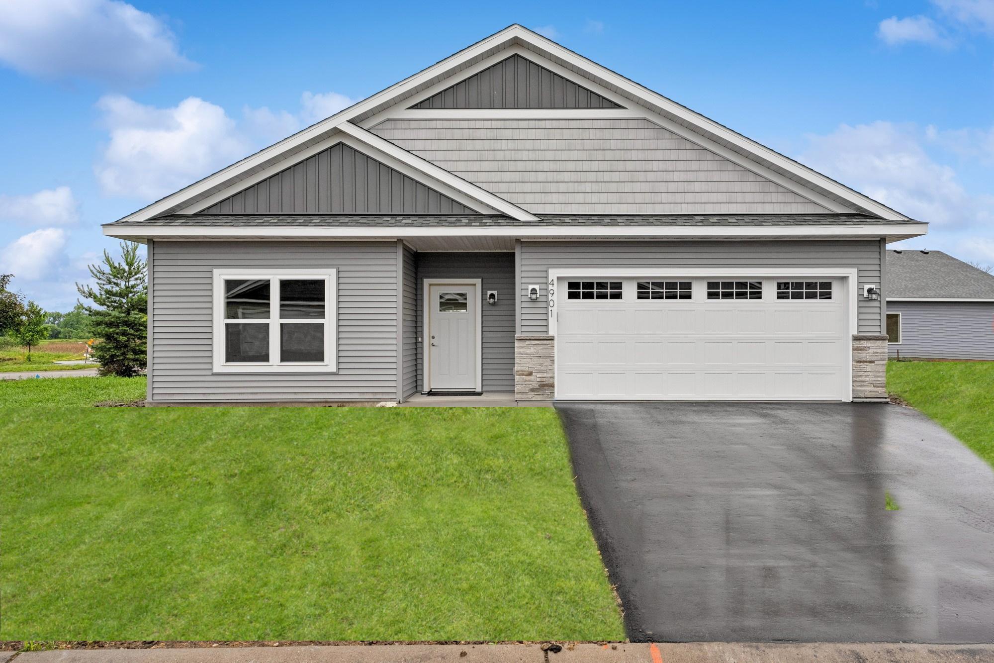 2nd image of 4921 Evergreen Dr N, Hugo, MN 55038 | MLS# 7131124