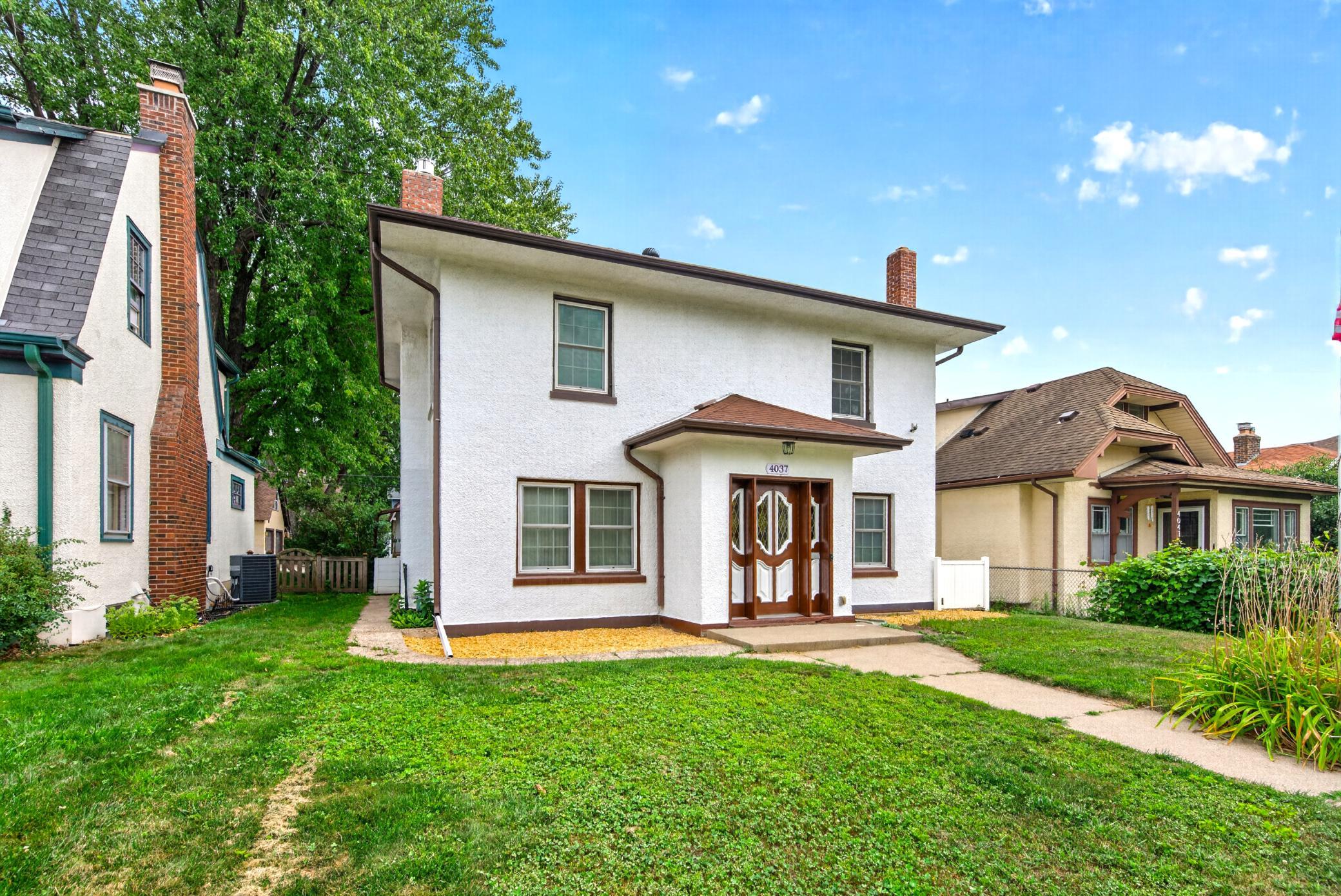 2nd image of 4037 Grand Ave S, Minneapolis, MN 55409 | MLS# 7131140
