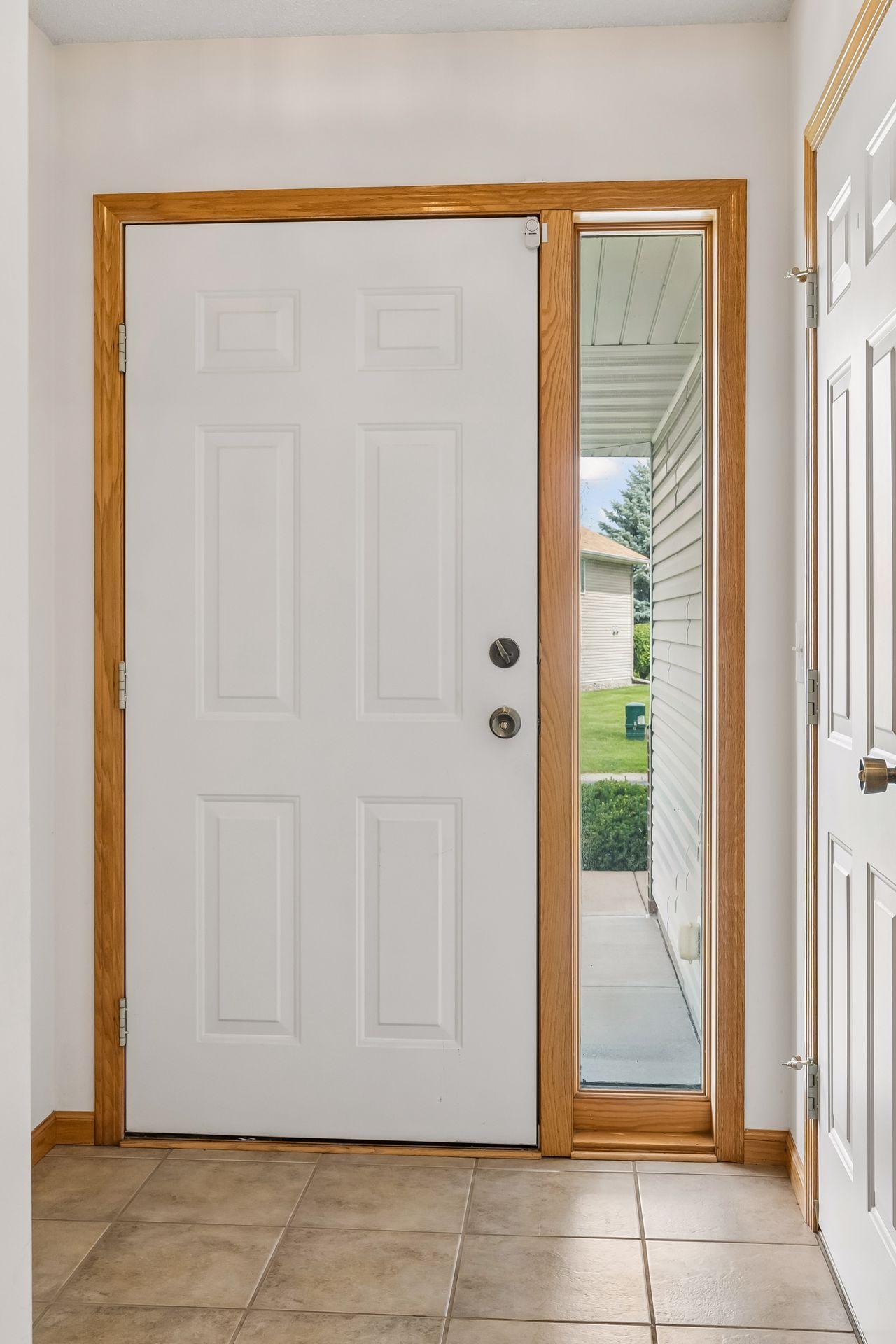 4th image of 10871 Tyler Ct Ne, Minneapolis, MN 55434 | MLS# 7131199