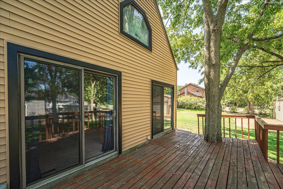 3rd image of 1009 2Nd St E, Hastings, MN 55033 | MLS# 7131256