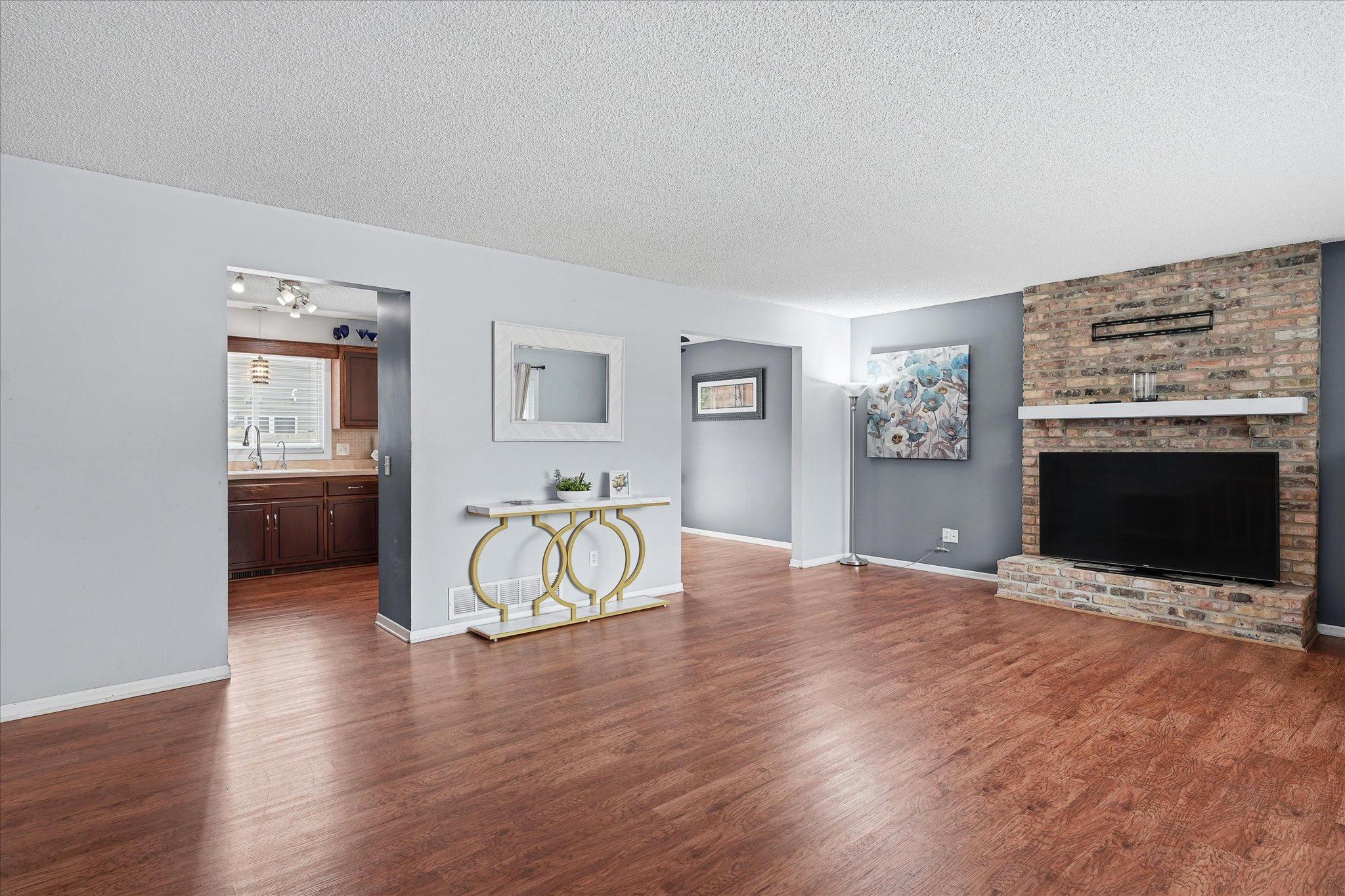 5th image of 14280 Embry Path, Apple Valley, MN 55124 | MLS# 7131267