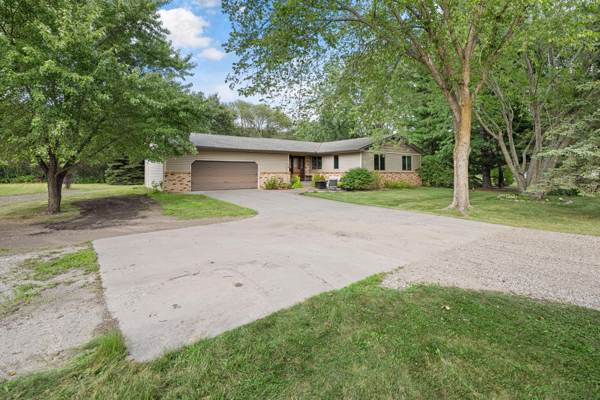 2nd image of 121 Marvy St, Lino Lakes, MN 55014 | MLS# 7131279