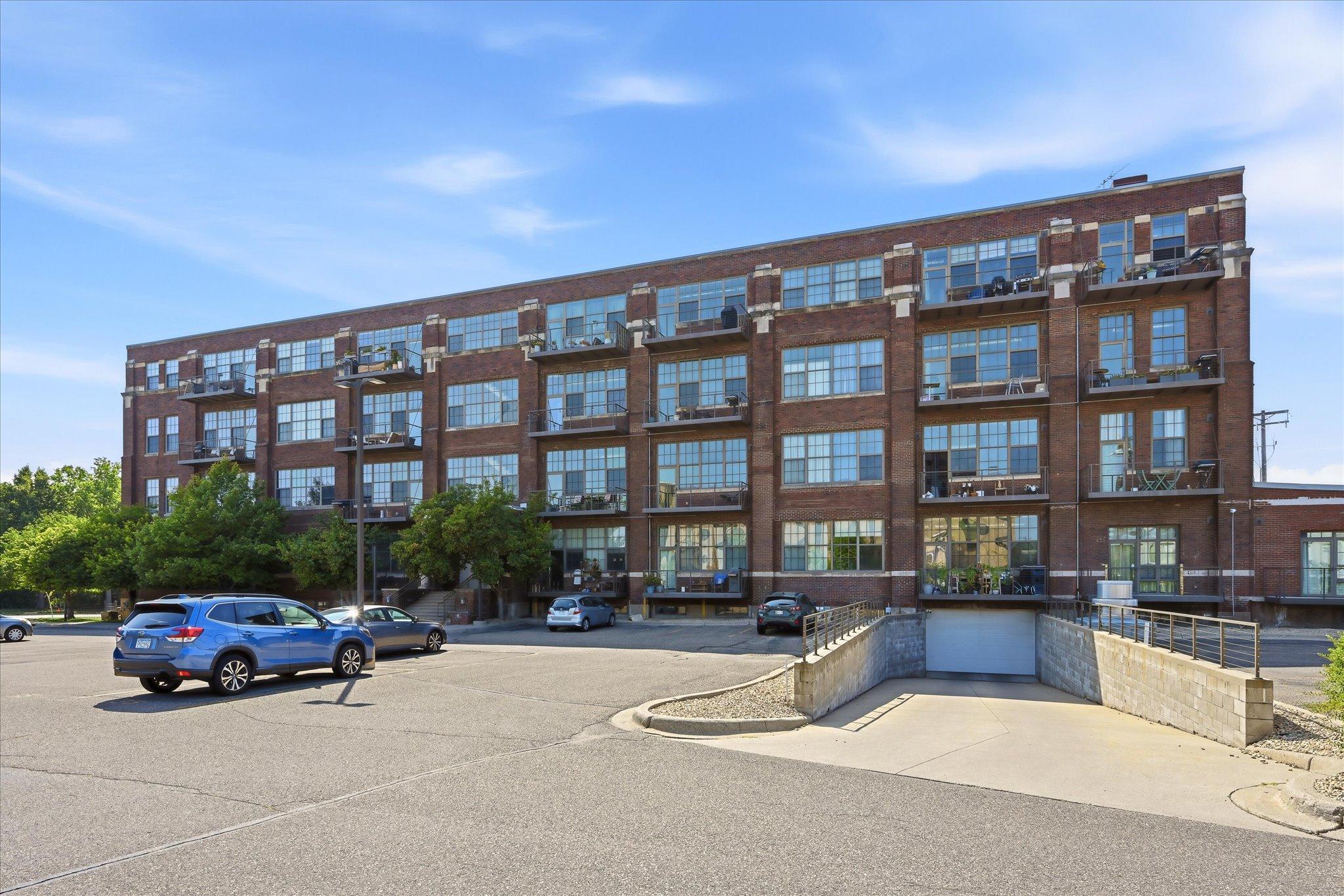 3rd image of 1901 E Hennepin Ave, Minneapolis, MN 55413