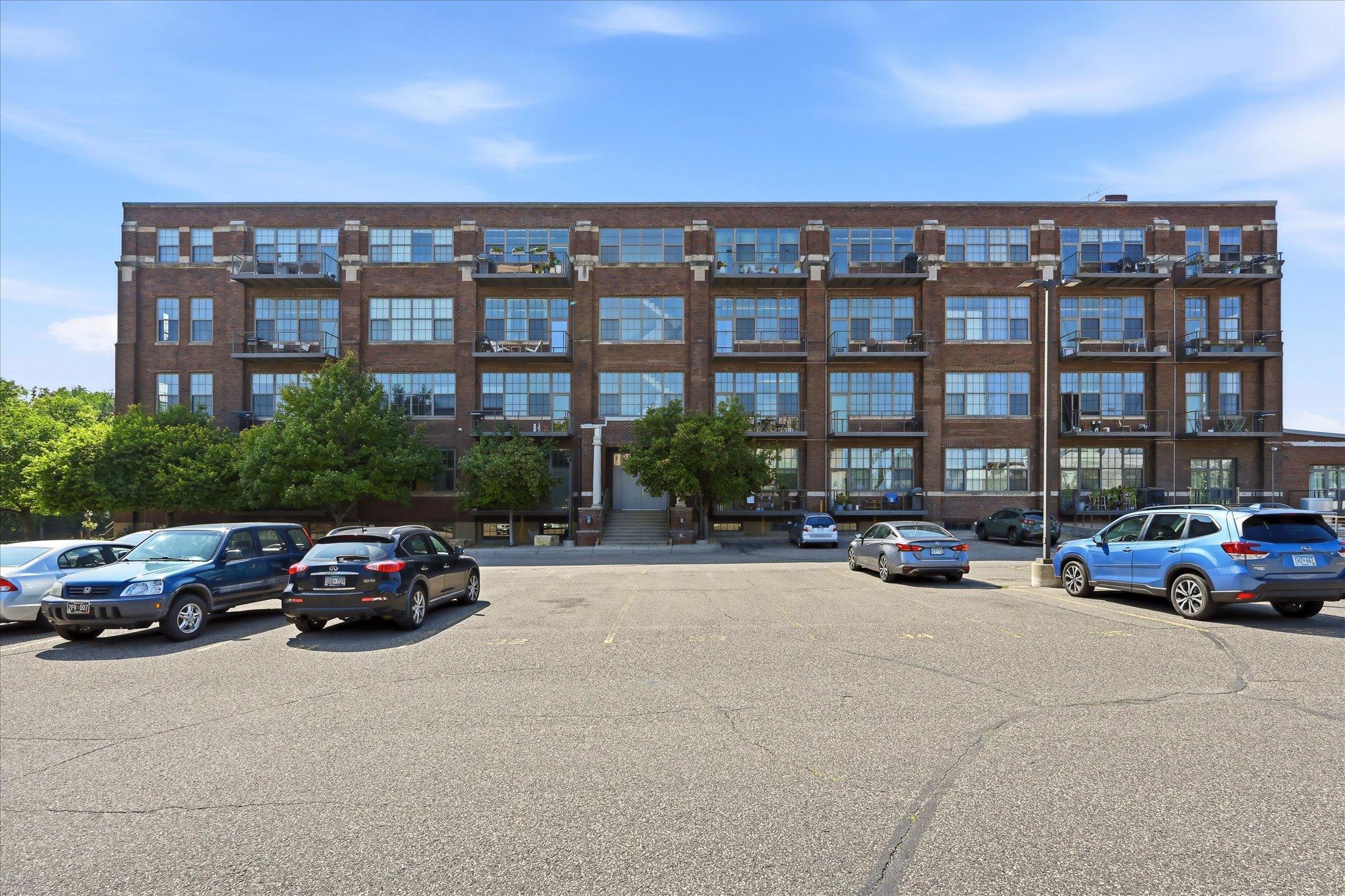 5th image of 1901 E Hennepin Ave, Minneapolis, MN 55413