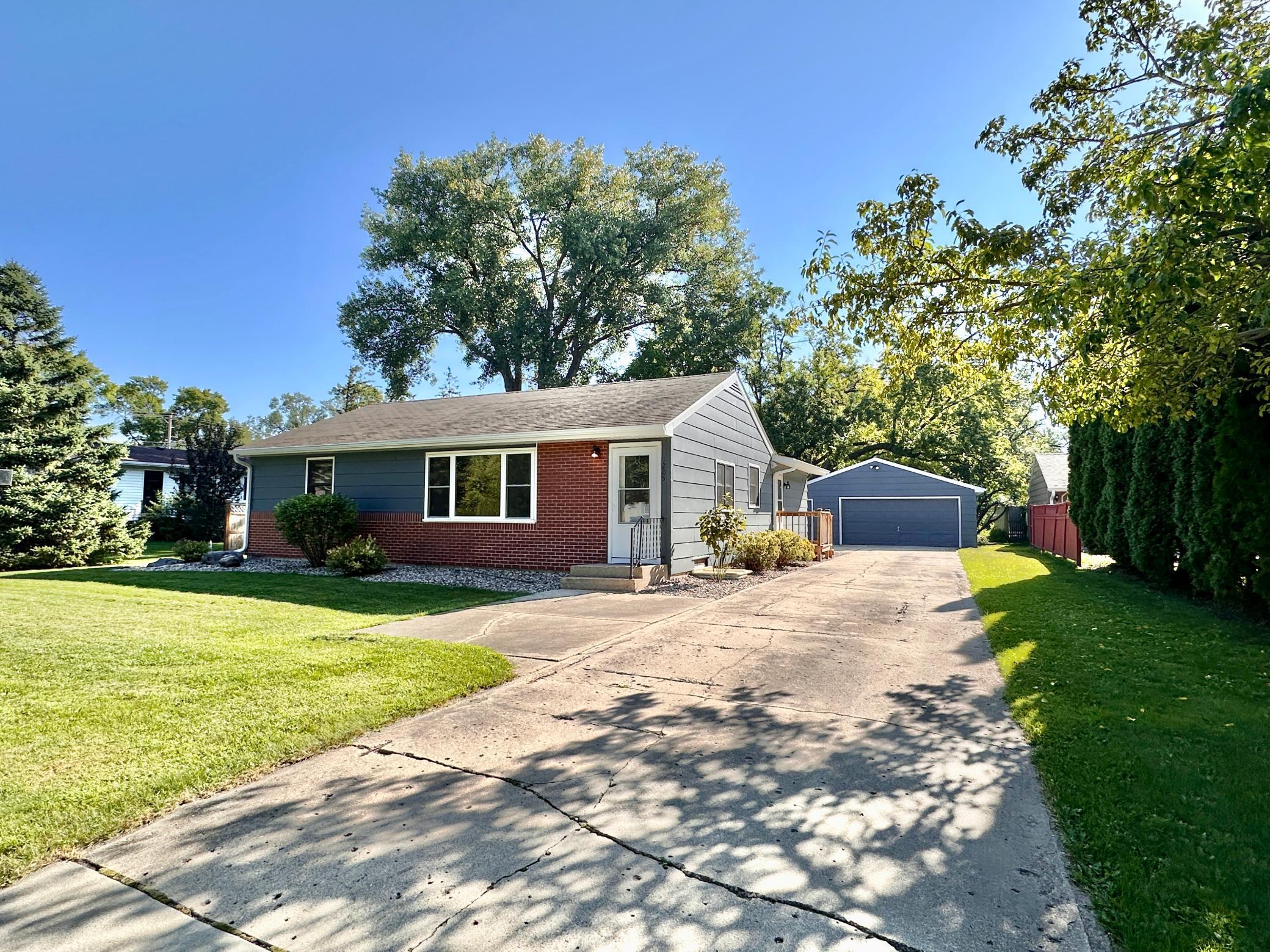 1st image of 1205 16th St Sw, Willmar, MN 56201 | MLS# 7131296