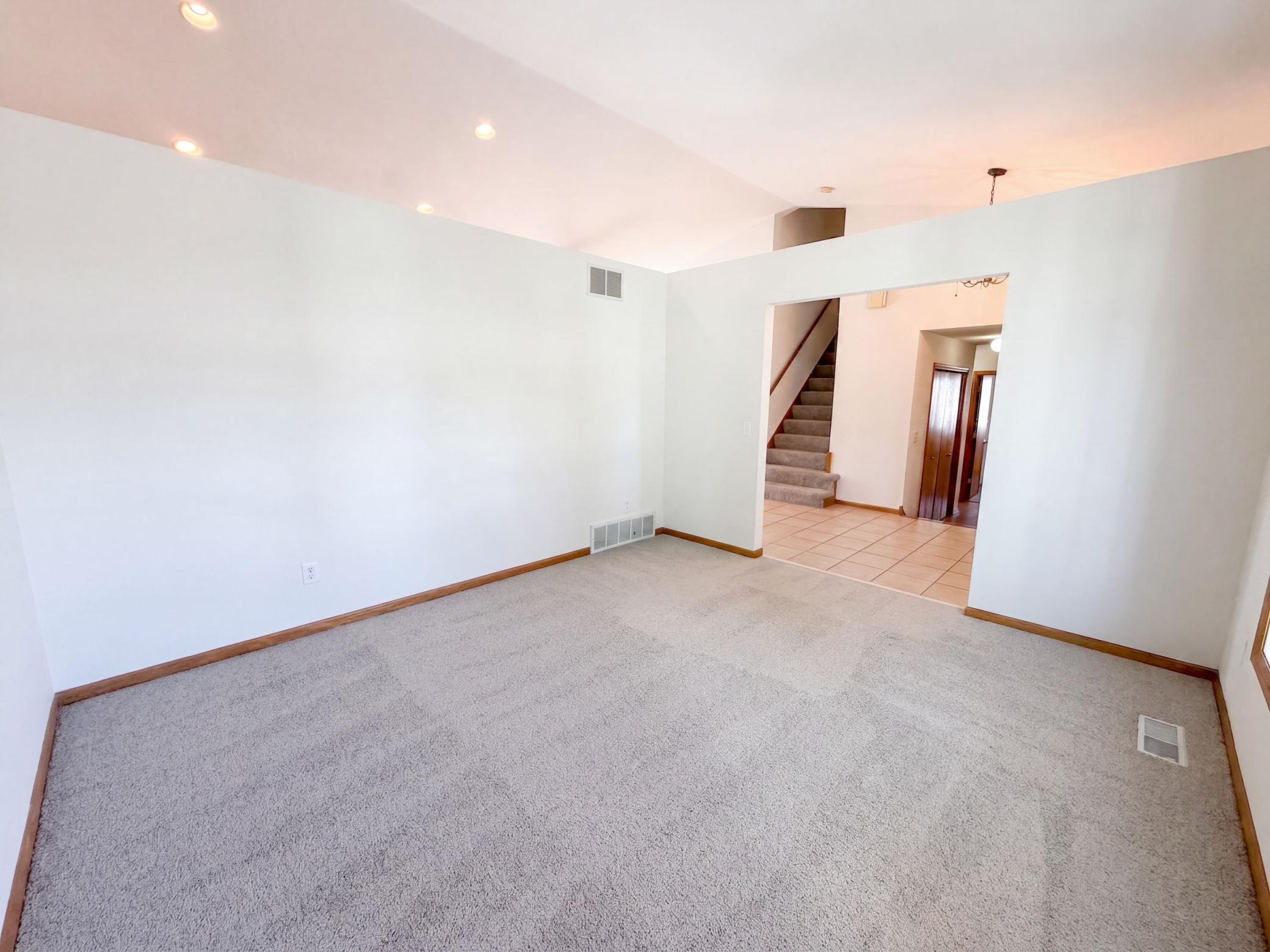 3rd image of 8763 Autumn Oaks Dr, Rockford, MN 55373 | MLS# 7131299
