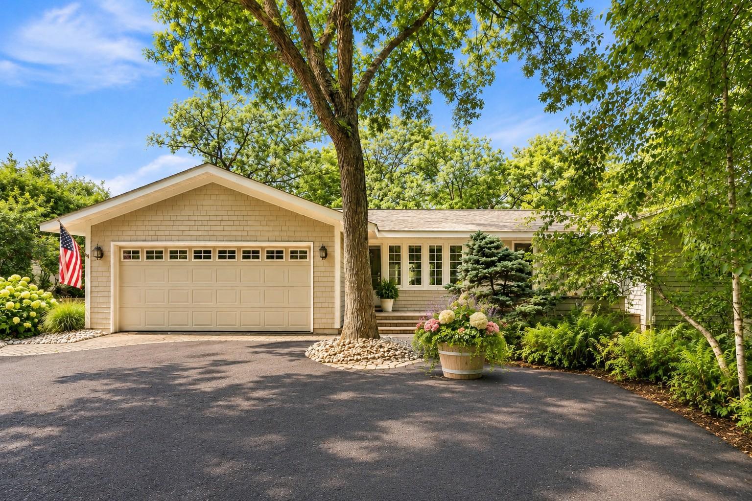5th image of 272 Cove Rd, Hudson, WI 54016 | MLS# 7131303