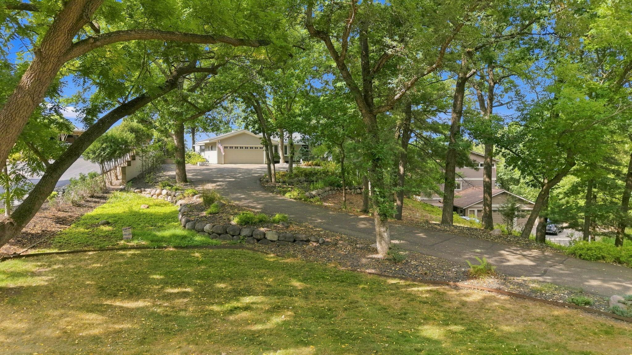 3rd image of 272 Cove Rd, Hudson, WI 54016 | MLS# 7131303