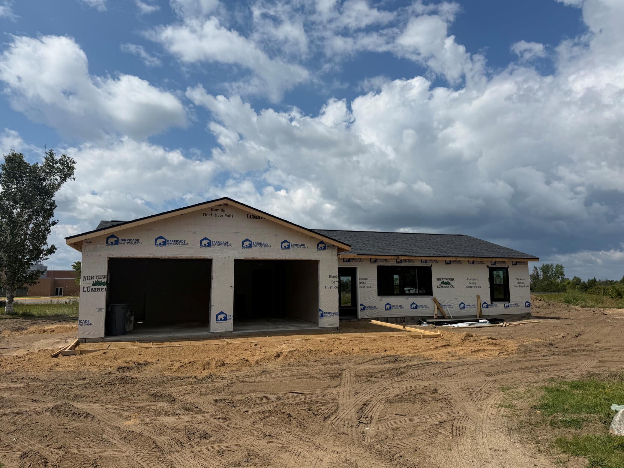 1st image of 617 Lake Ave Ne, Bemidji, MN 56601 | MLS# 7131357