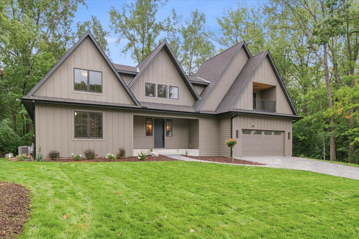 1st image of 85 Brentwood Ave, Excelsior, MN 55331 | MLS# 7131363
