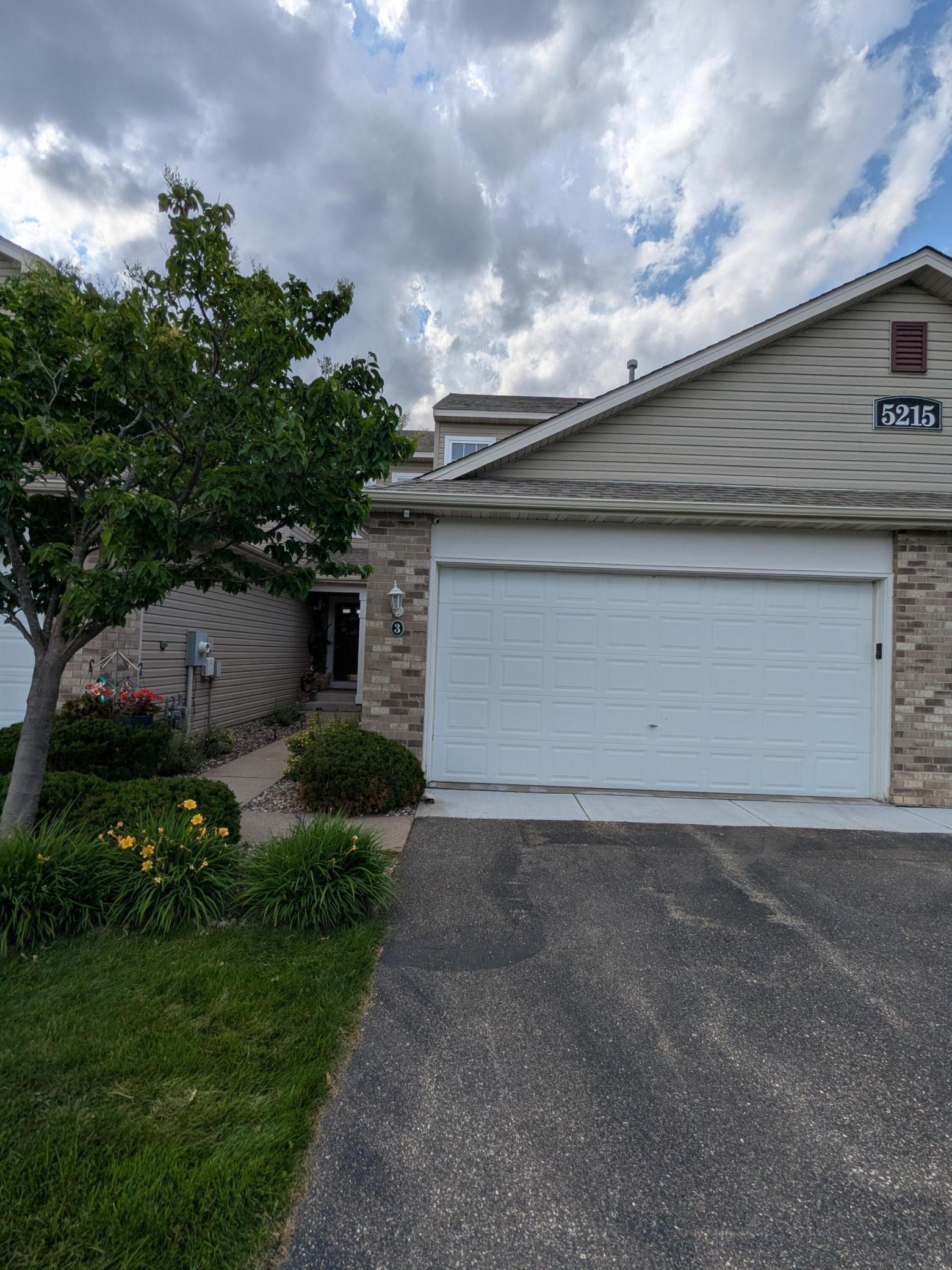 1st image of 5215 Holly La N #2403, Plymouth, MN 55446 | MLS# 7131369