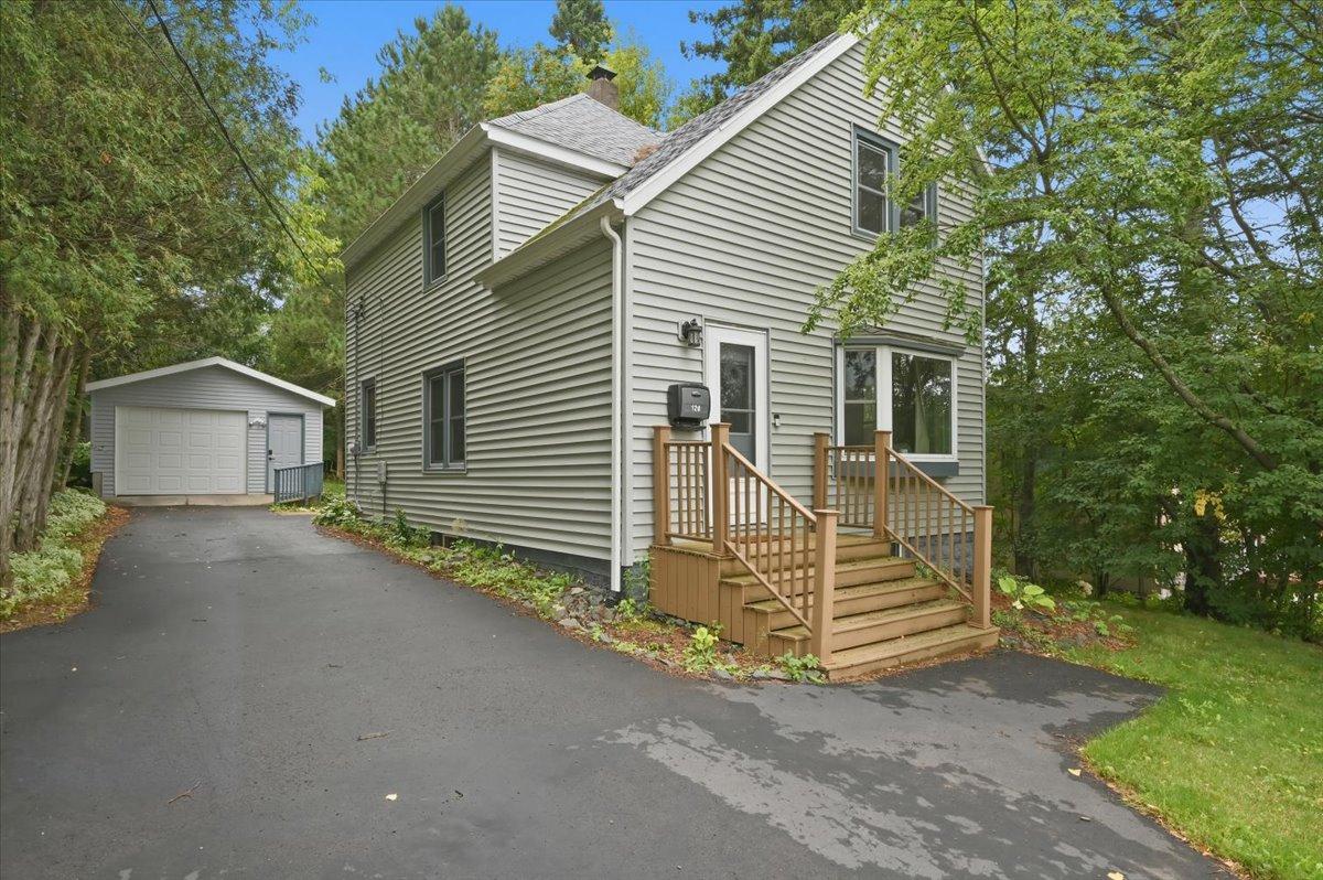 3rd image of 128 W Quince St, Duluth, MN 55811 | MLS# 7131446