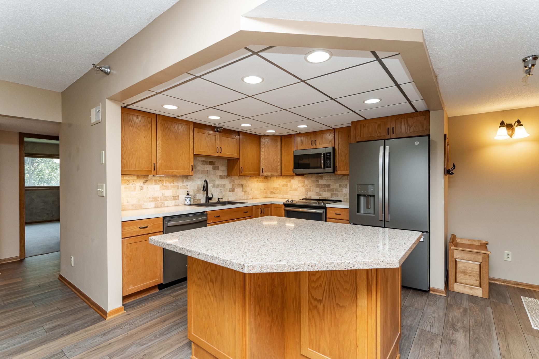 3rd image of 2100 Valkyrie Dr Nw #301, Rochester, MN 55901 | MLS# 7131448