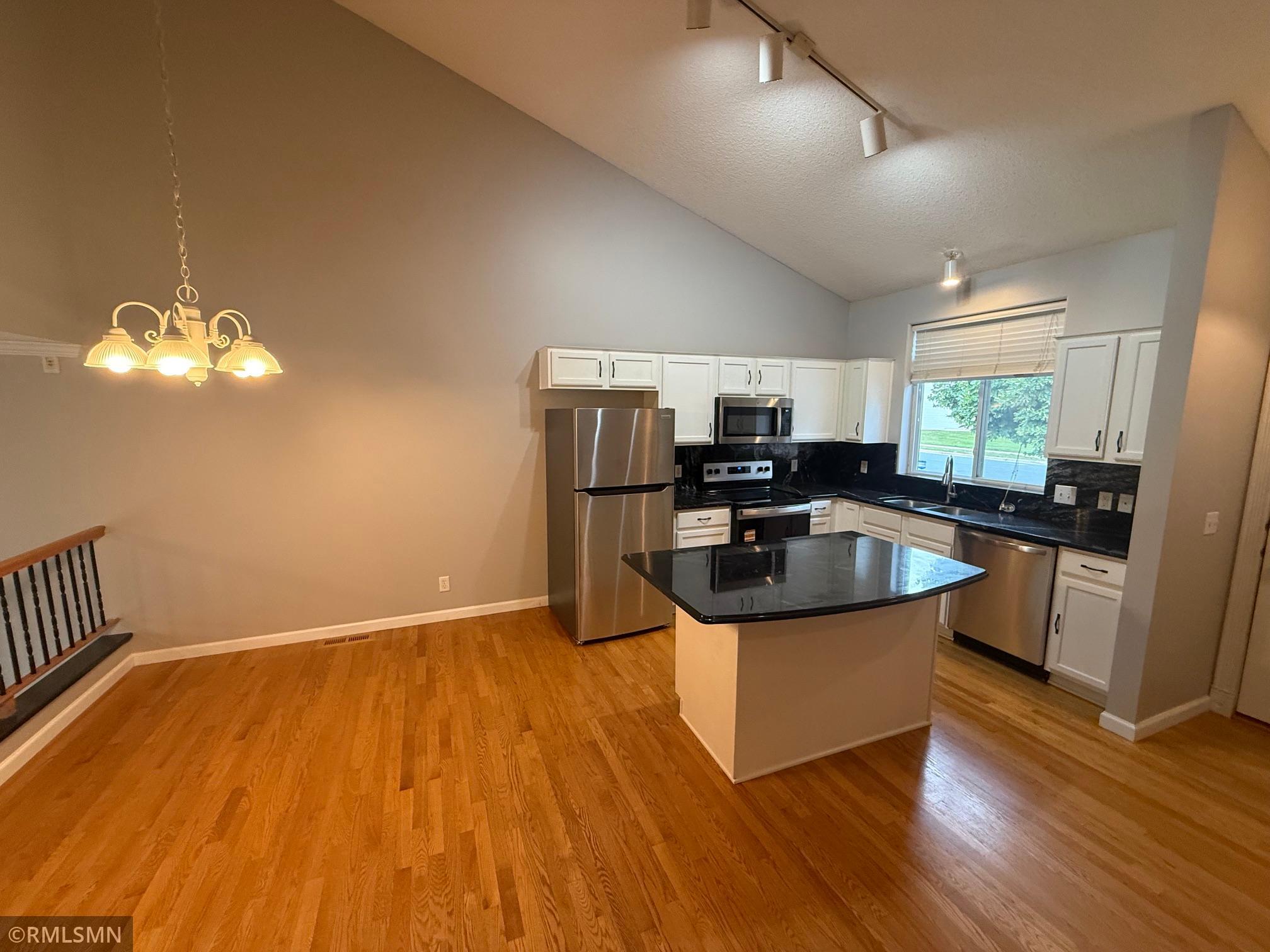 3rd image of 2290 Downing Ave, Shakopee, MN 55379 | MLS# 7131466