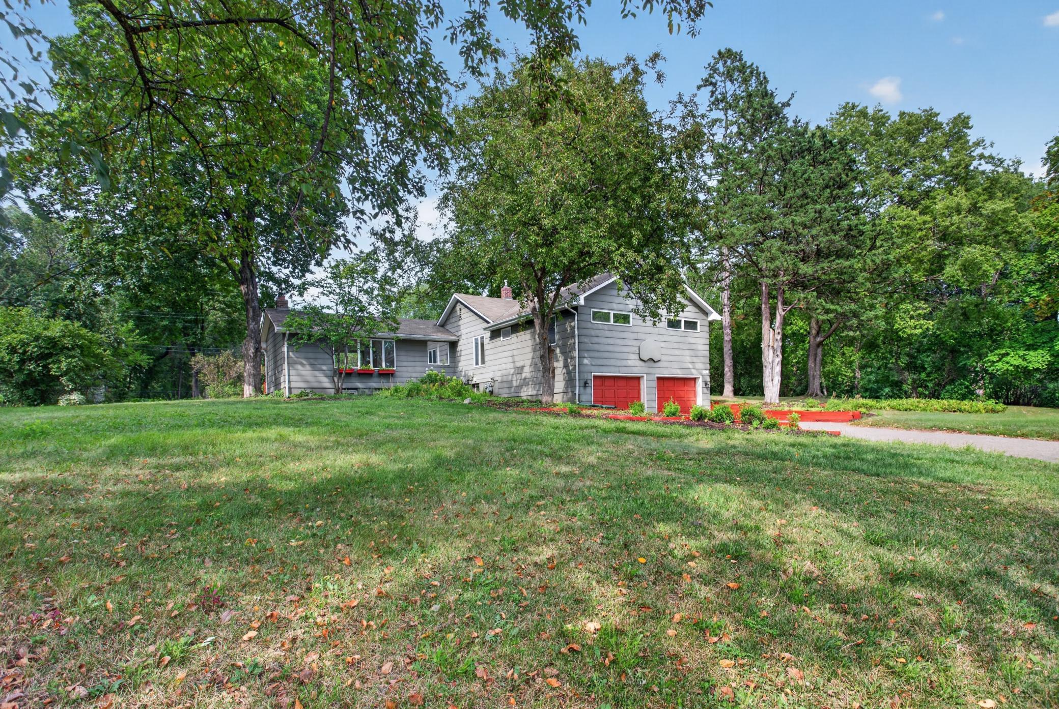 2nd image of 3628 Steele St, Minnetonka, MN 55345 | MLS# 7131479