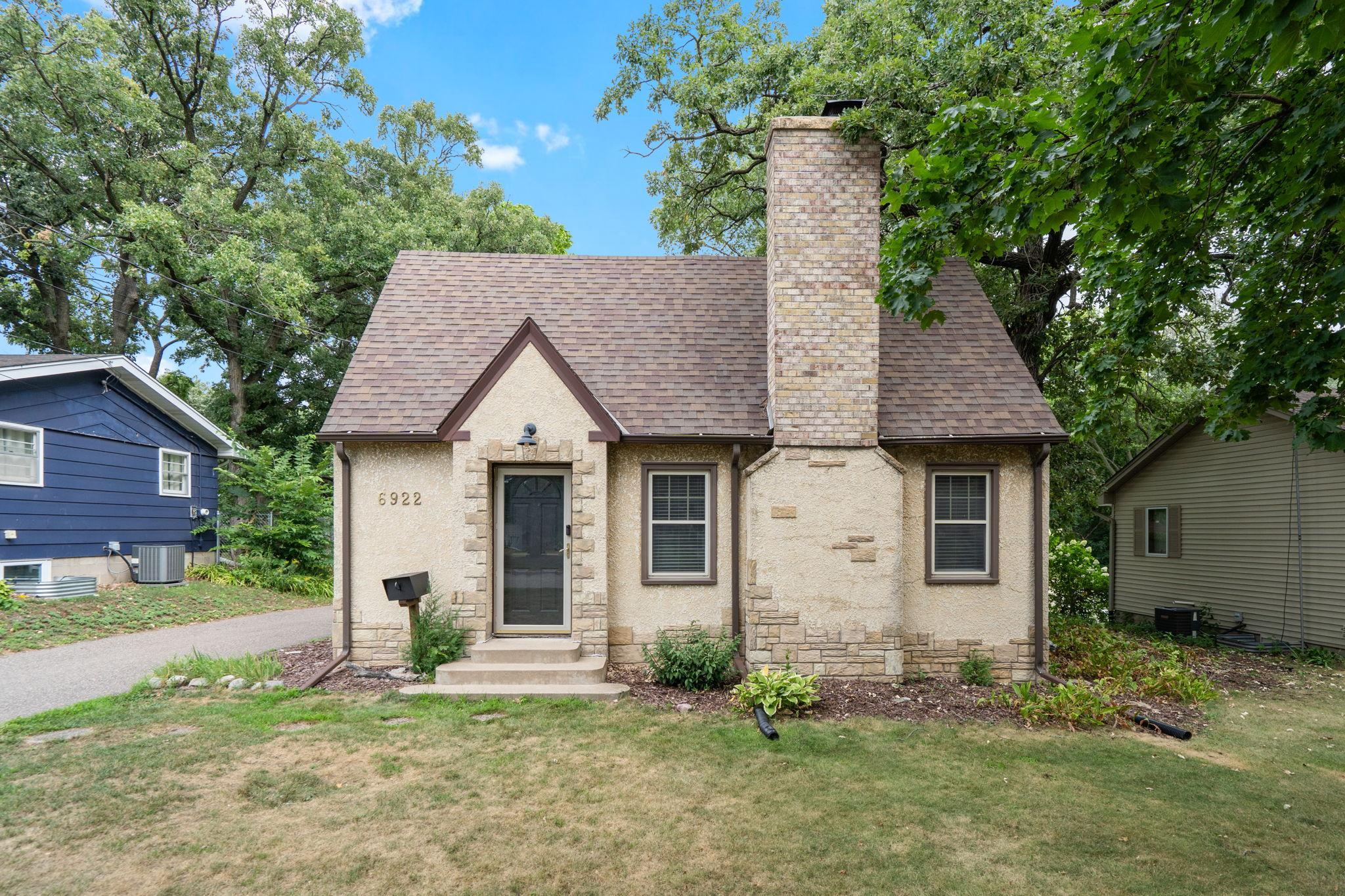 1st image of 6922 Corvallis Ave N, Crystal, MN 55428 | MLS# 7131537