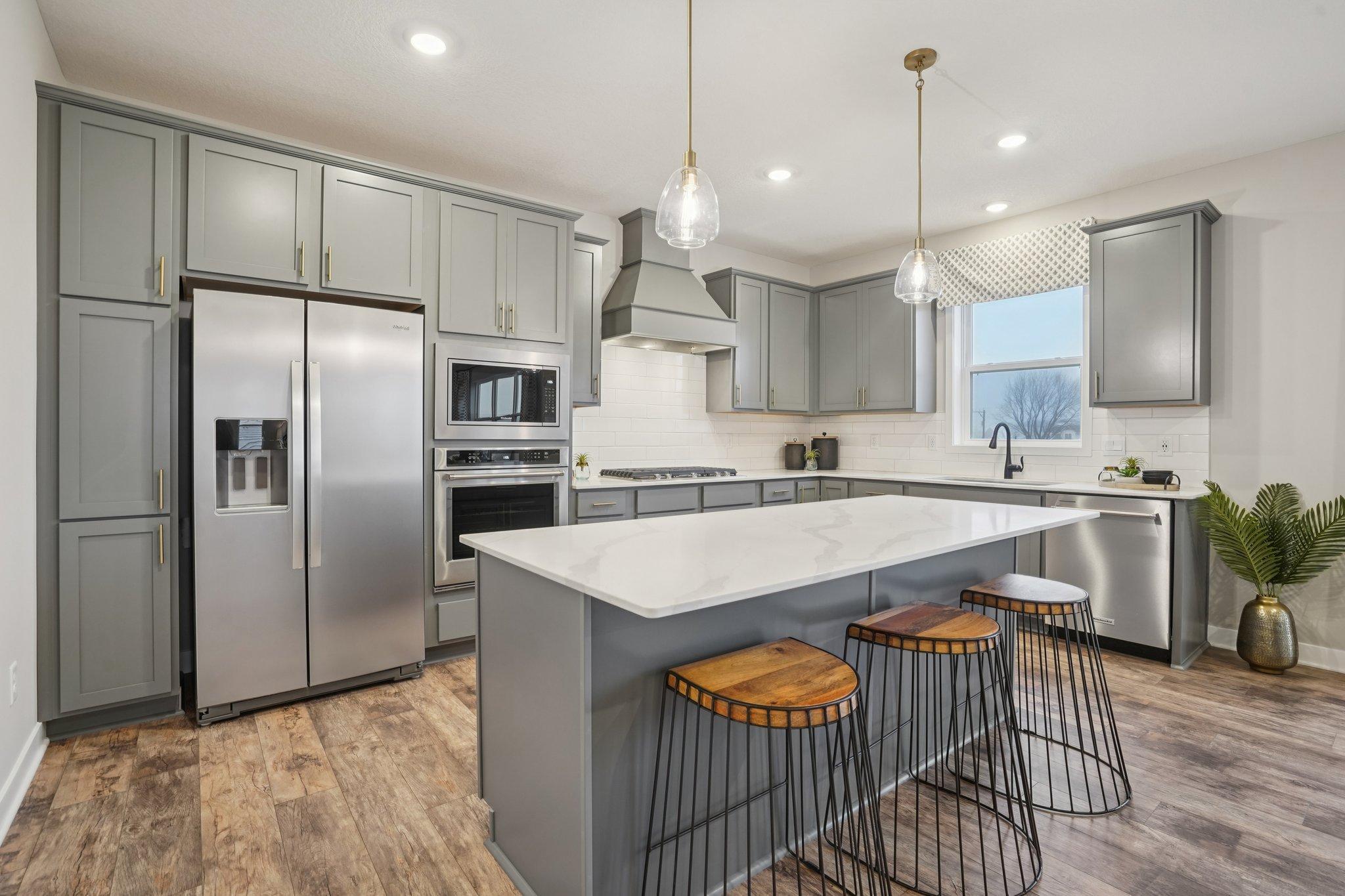 2nd image of 2095 Kestrel Dr, Shakopee, MN 55379 | MLS# 7131544