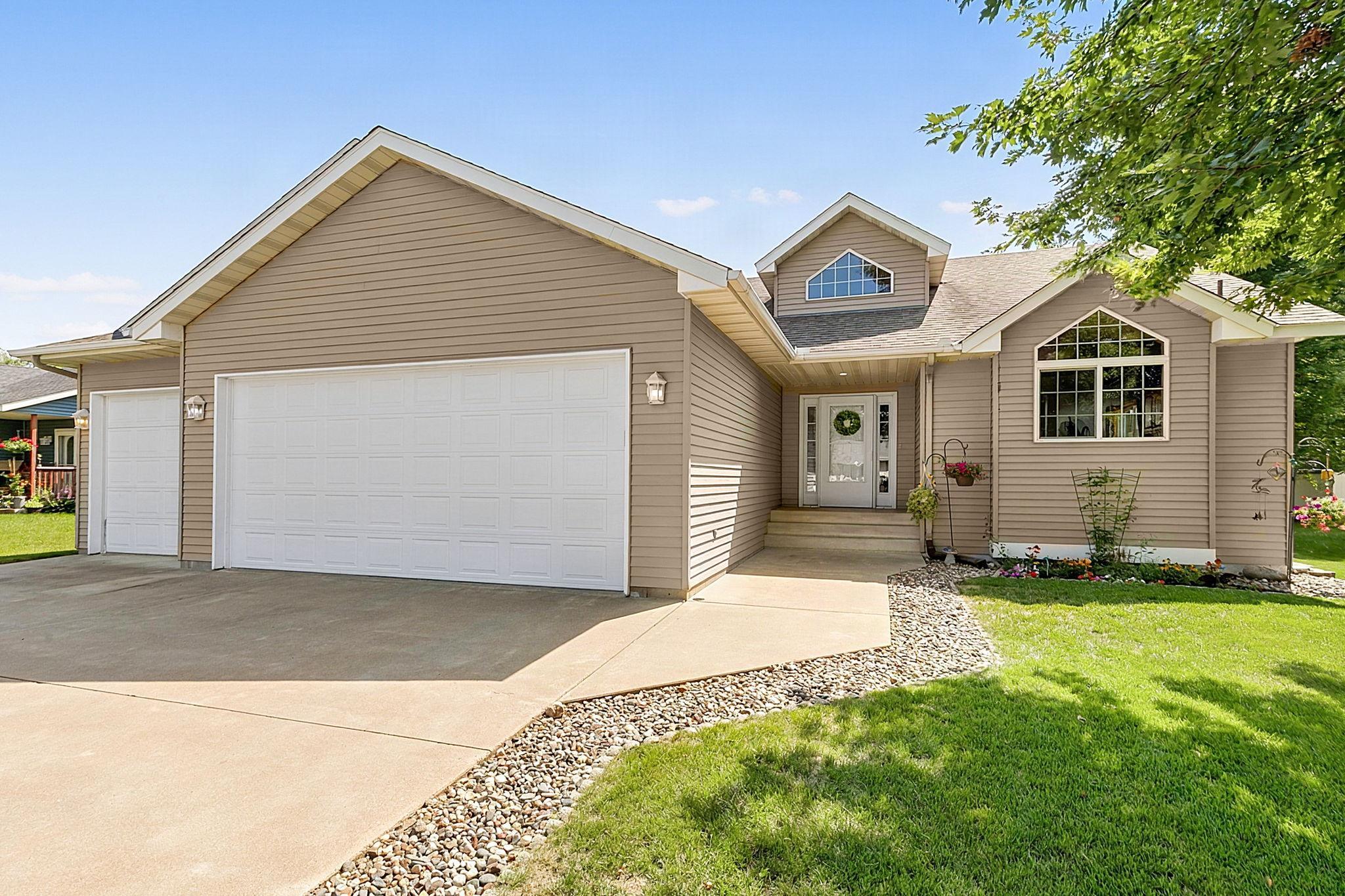 29th image of 605 Lake Anna Dr, Avon, MN 56310 | MLS# 7131589