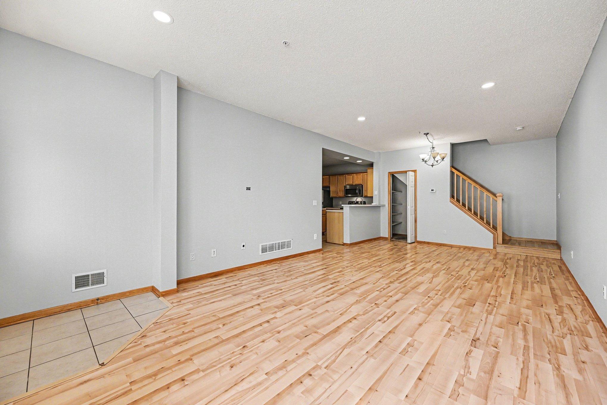 3rd image of 11212 Aberdeen St Ne #C, Blaine, MN 55449 | MLS# 7131632