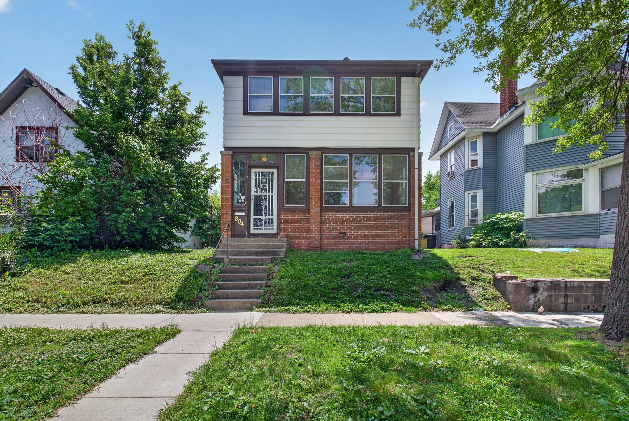 1st image of 804 Sherburne Ave, Saint Paul, MN 55104 | MLS# 7131665
