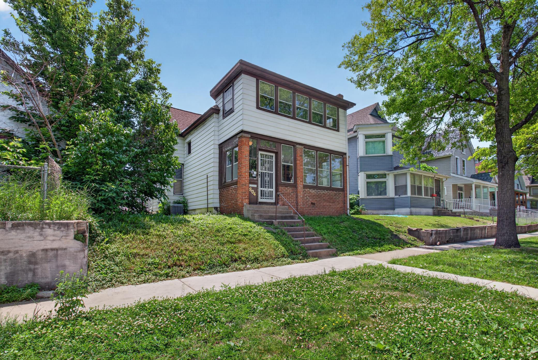 2nd image of 804 Sherburne Ave, Saint Paul, MN 55104 | MLS# 7131665