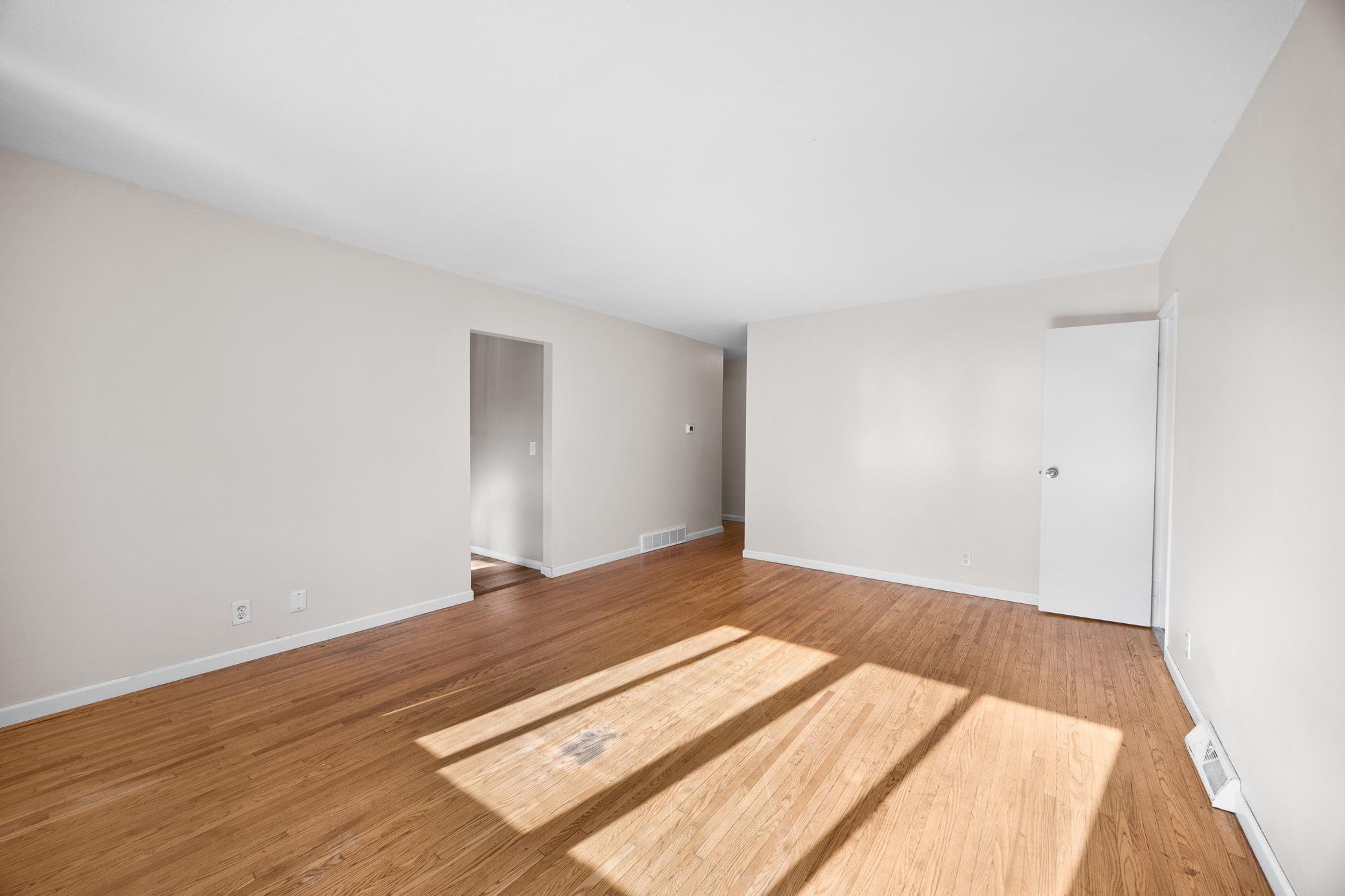 2nd image of 5936 Washburn Ave S, Minneapolis, MN 55410 | MLS# 7131694
