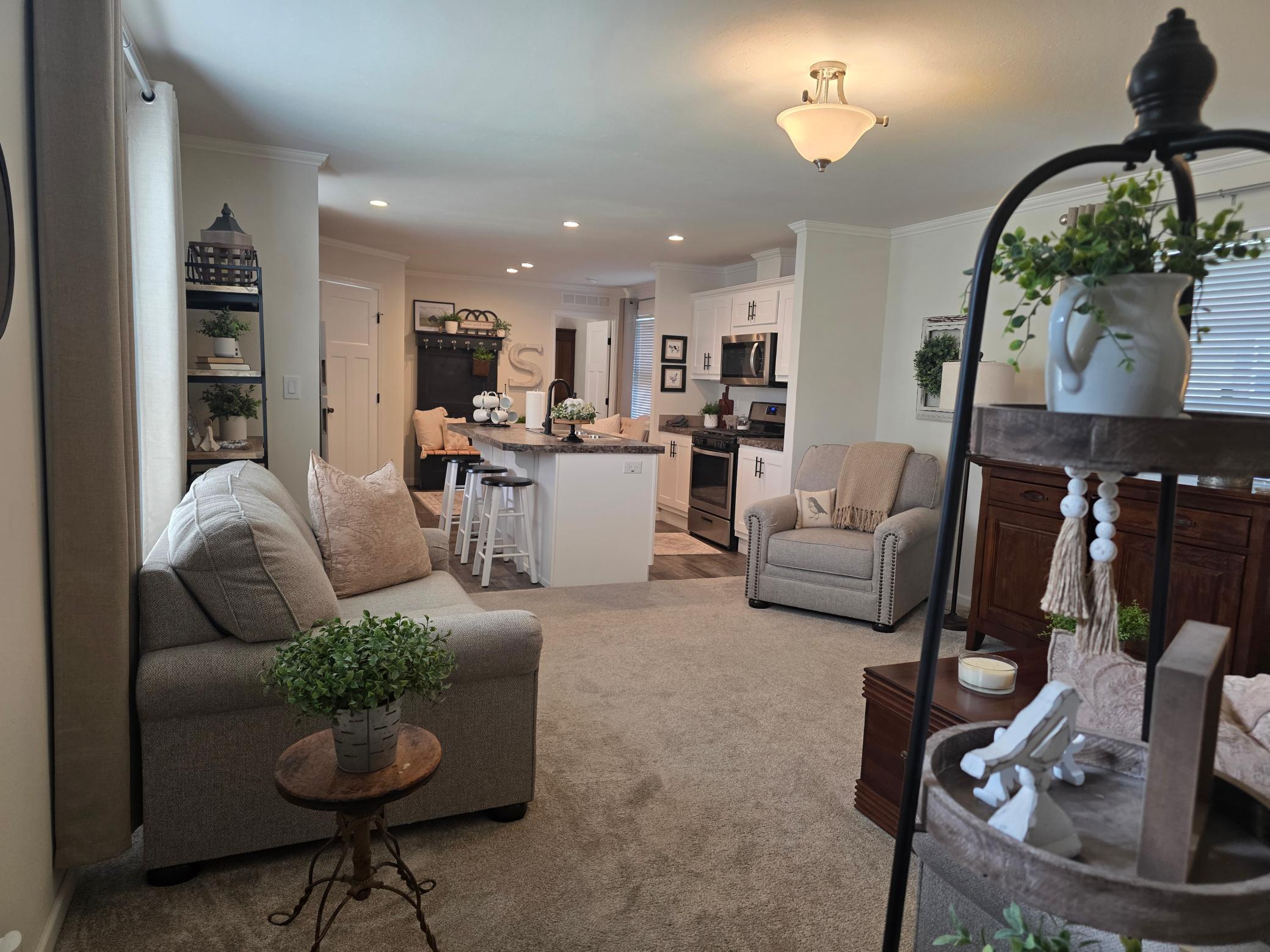 2nd image of 18 Kalmia Dr, Duluth, MN 55810 | MLS# 7131715