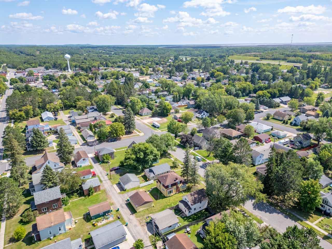 4th image of 514 W 2Nd Ave, Keewatin, MN 55753 | MLS# 7131727