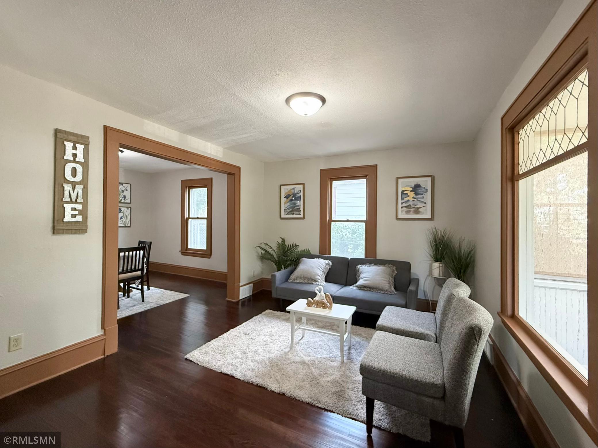 2nd image of 324 Topping St, Saint Paul, MN 55117 | MLS# 7131757
