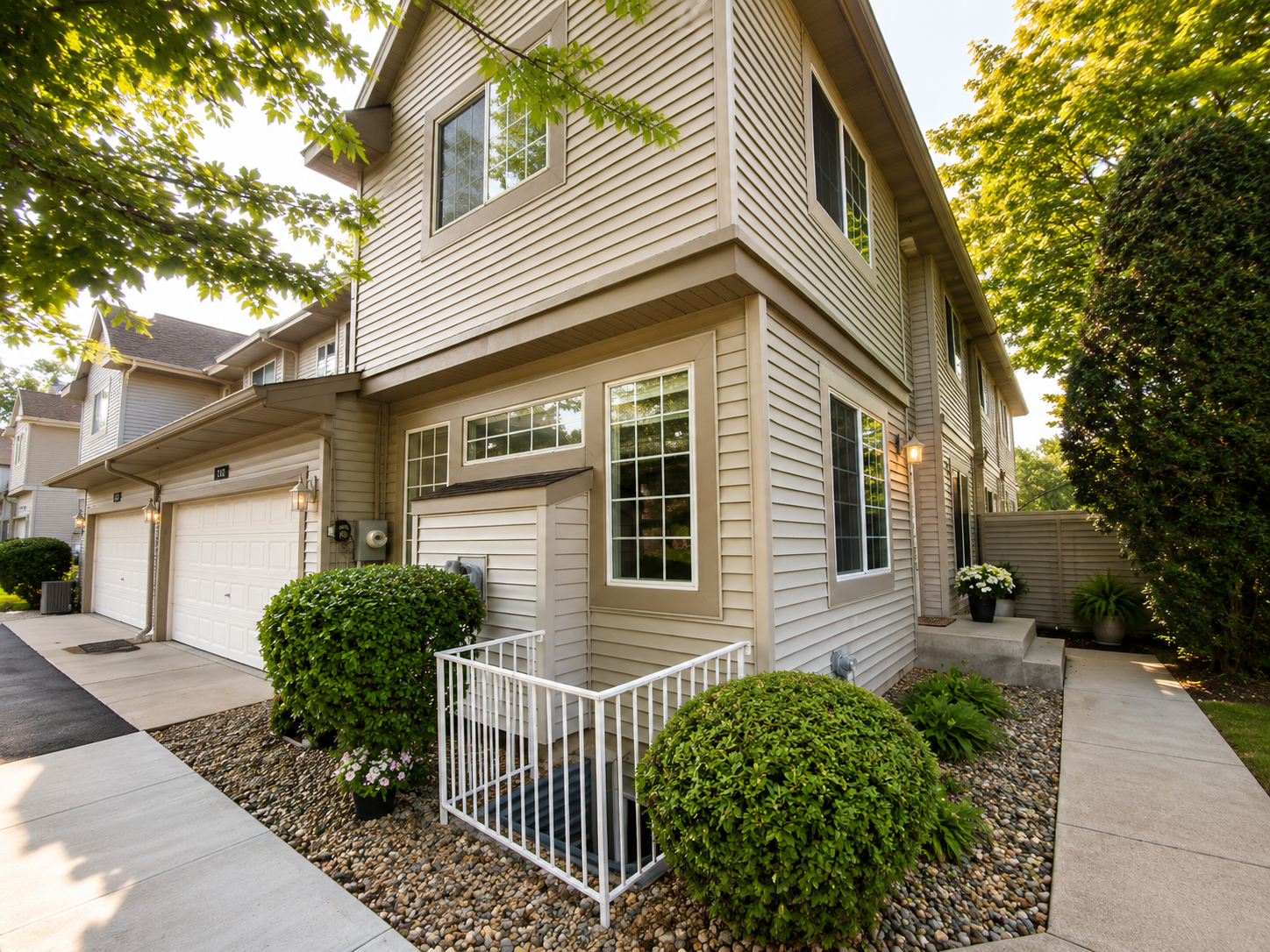 4th image of 1088 Lovell Ave W, Roseville, MN 55113 | MLS# 7131760