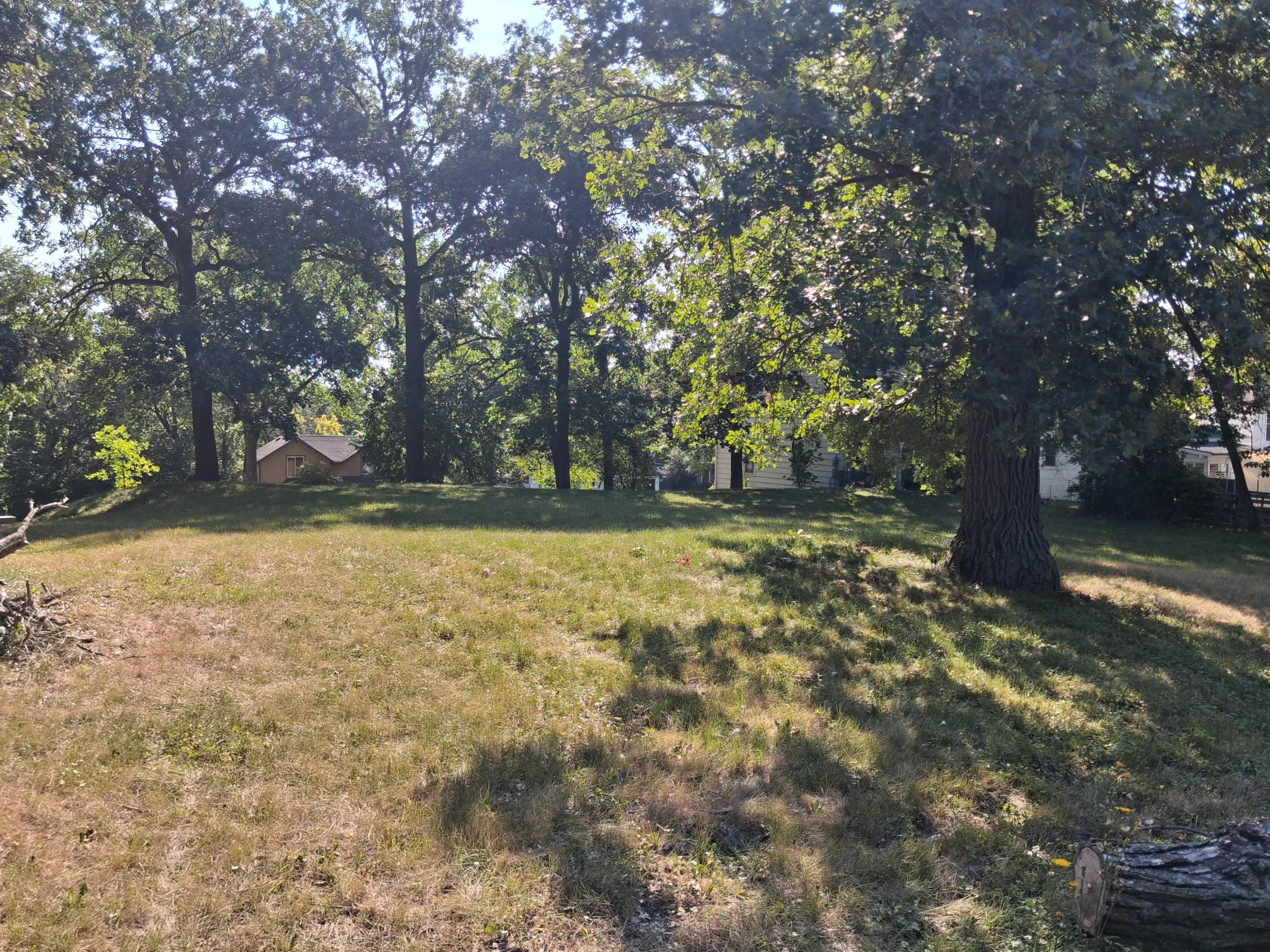 3rd image of 423 N Cleveland Ave, Fergus Falls, MN 56537 | MLS# 7131822