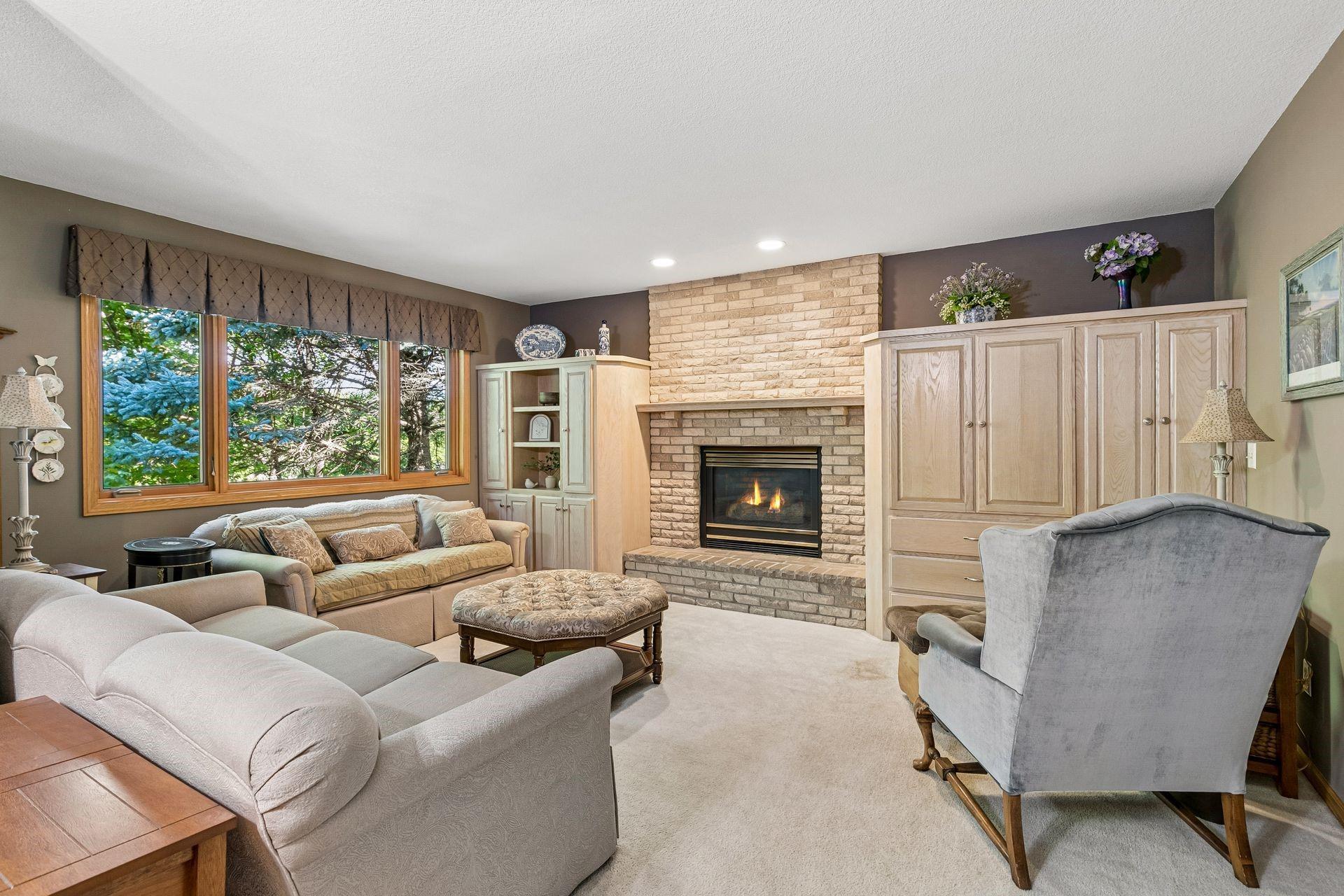 Photo 2 of Single family home for sale at 13516 Knox Dr, Burnsville, MN 55337 | MLS# 7131845 | Listing updated on 2026-09-05