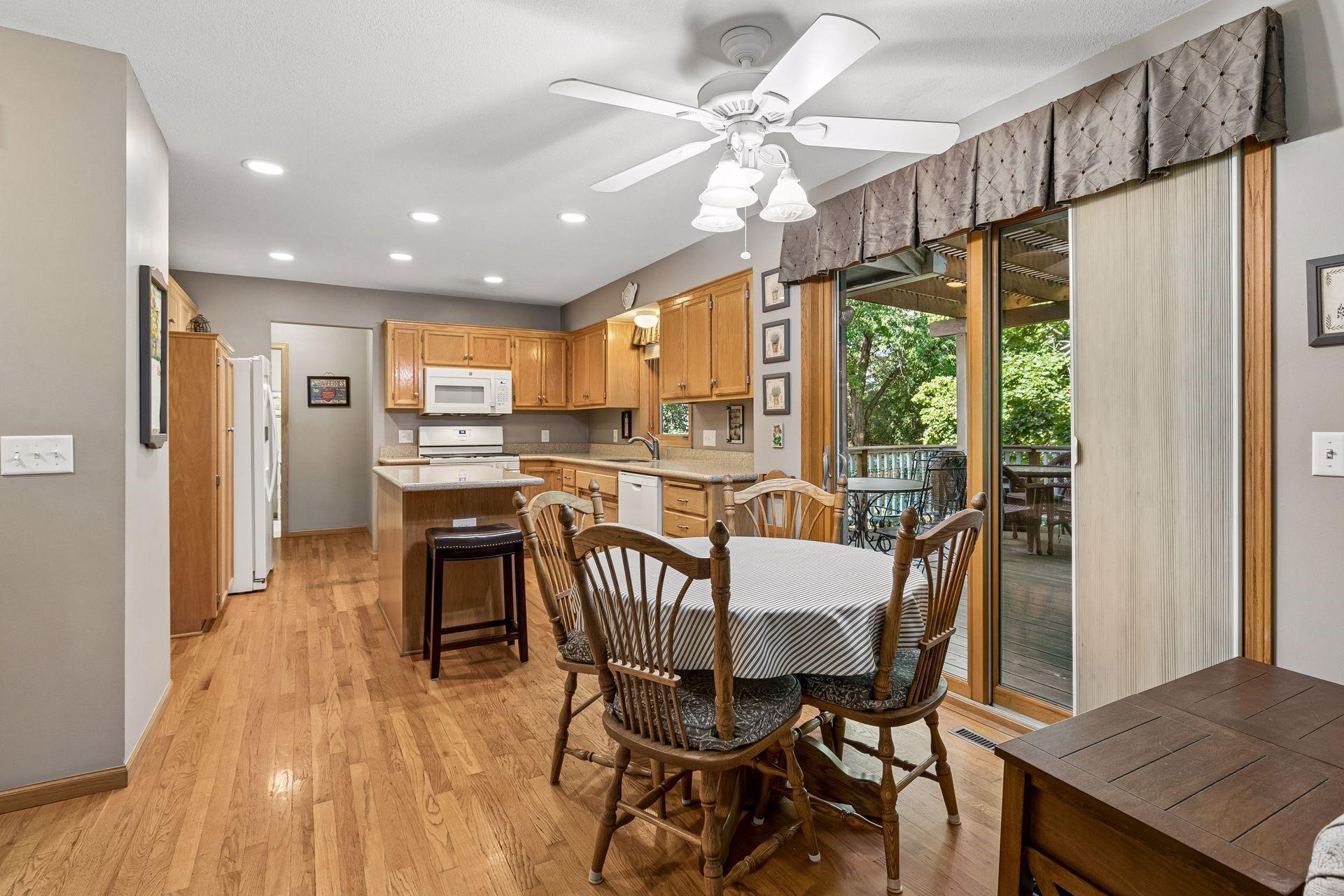 Photo 4 of Single family home for sale at 13516 Knox Dr, Burnsville, MN 55337 | MLS# 7131845 | Listing updated on 2026-09-05