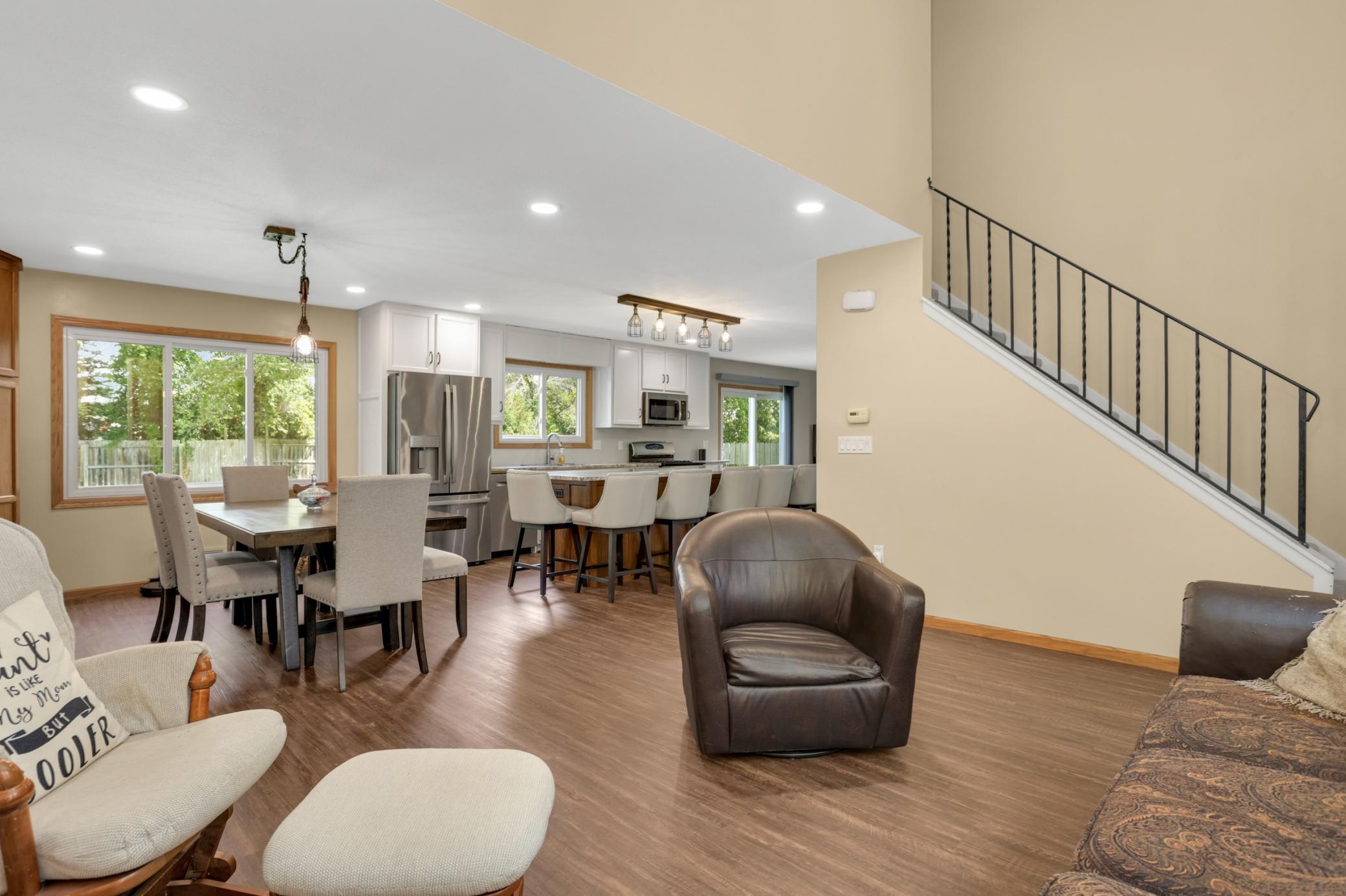 Photo 4 of Townhouse for sale at 2704 Rolling Oaks Rd, Burnsville, MN 55337 | MLS# 7131884 | Listing updated on 2026-09-03