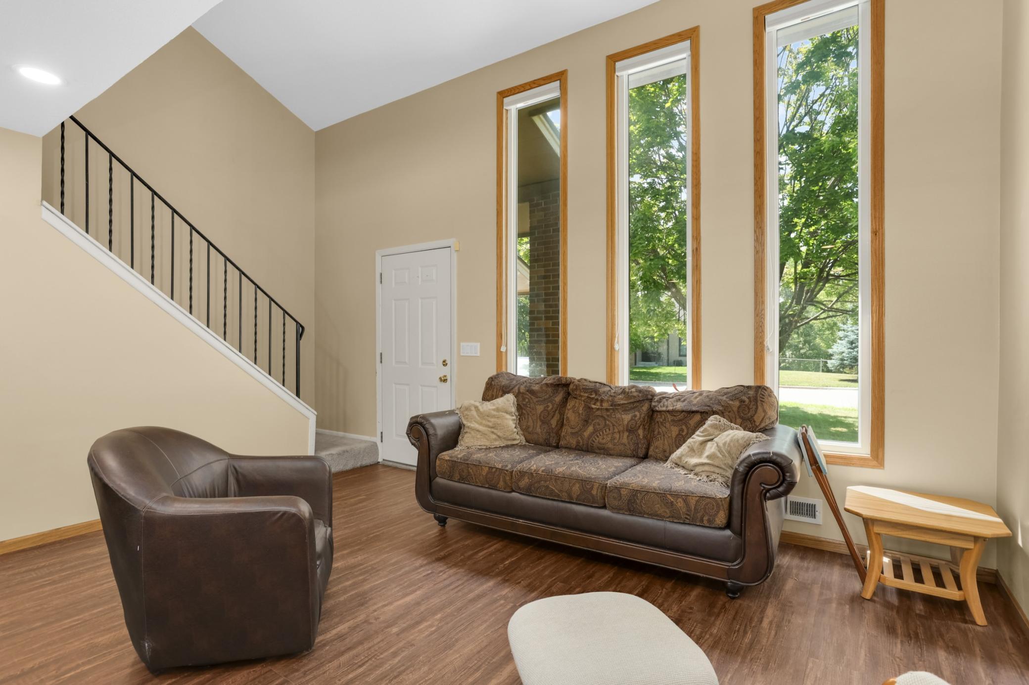 Photo 3 of Townhouse for sale at 2704 Rolling Oaks Rd, Burnsville, MN 55337 | MLS# 7131884 | Listing updated on 2026-09-03