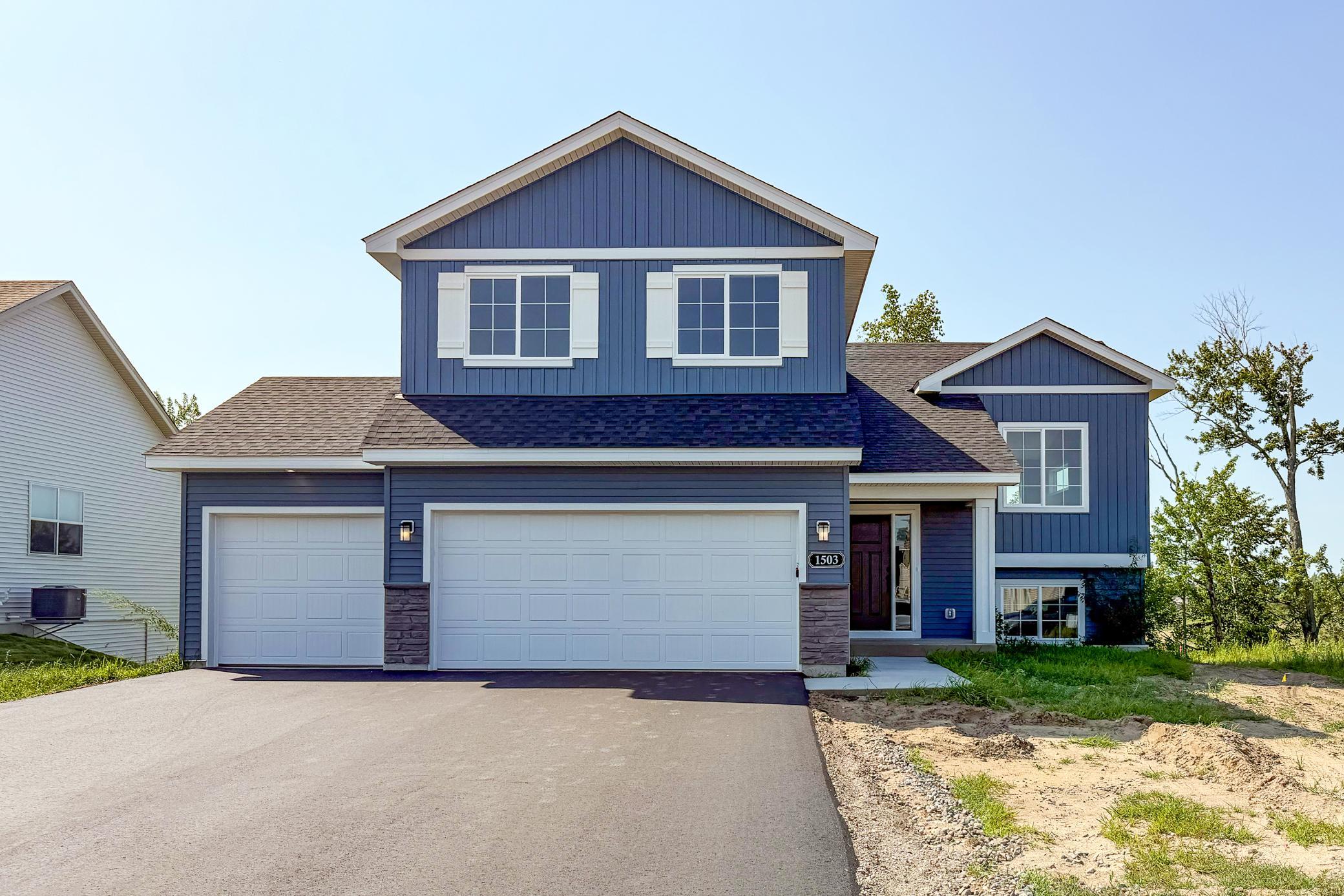 1st image of 1503 Woods Rd Ne, Isanti, MN 55040 | MLS# 7131892