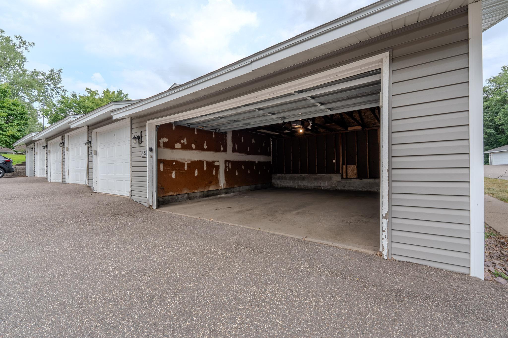 18th image of 4529 Cedar Lake Rd S, Saint Louis Park, MN 55416 | MLS# 7131899