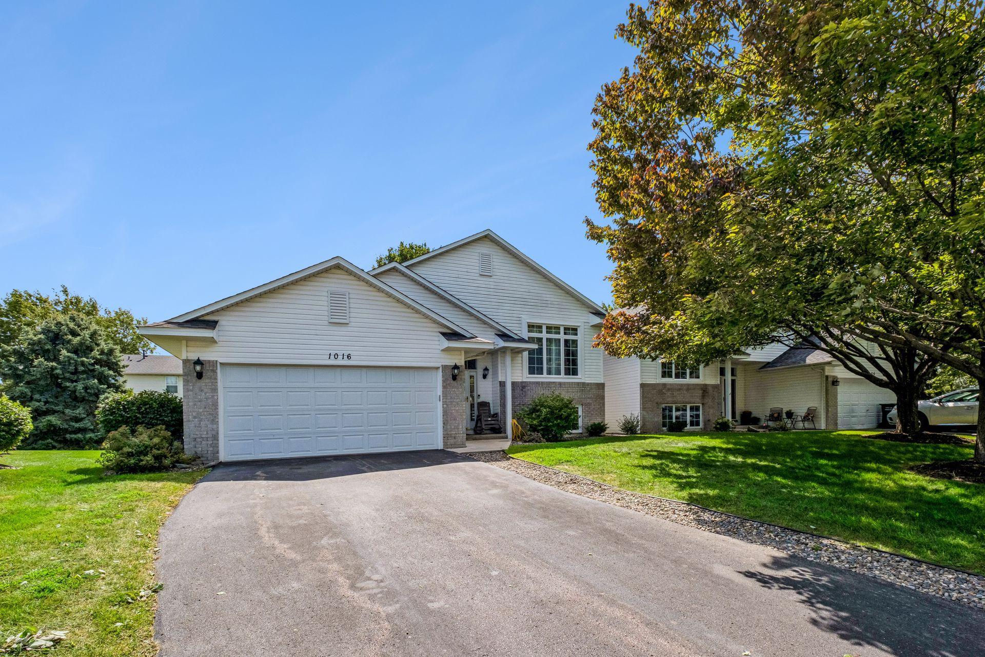 1st image of 1016 Lilac Ct, Shakopee, MN 55379 | MLS# 7131933