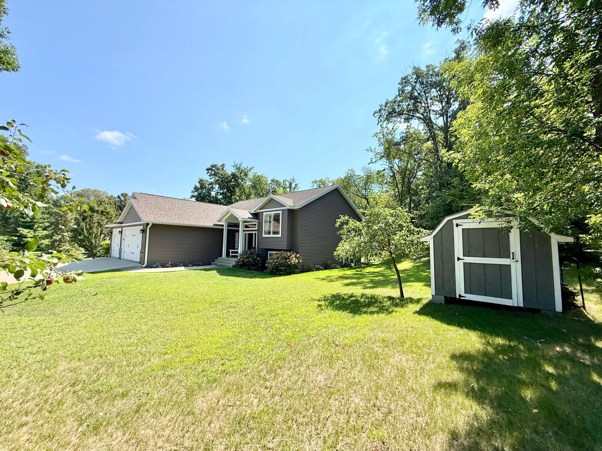 3rd image of 863 Whitetail Ln, Detroit Lakes, MN 56501 | MLS# 7131981