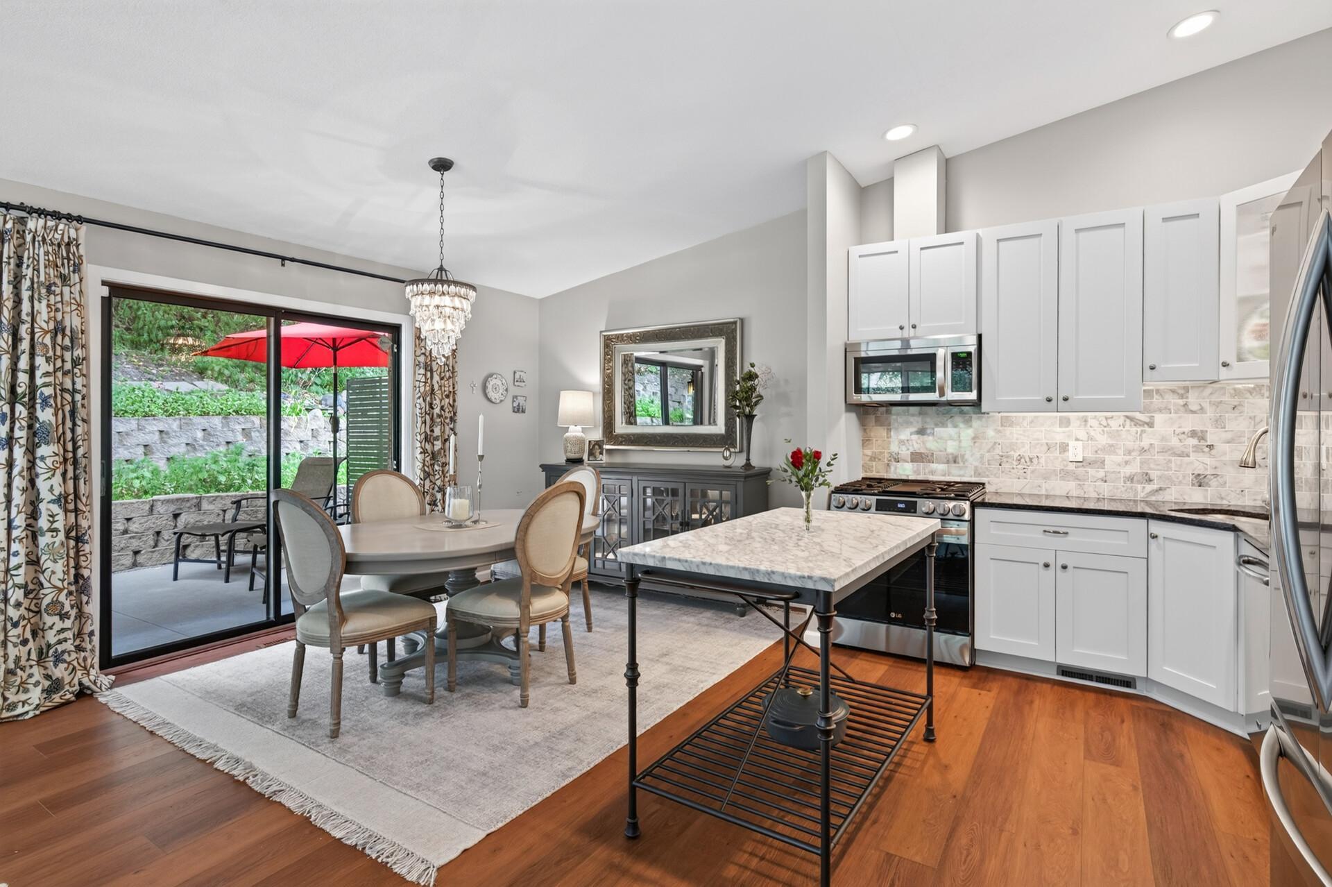 5th image of 4501 Redwood Cir, Minnetonka, MN 55345 | MLS# 7132002