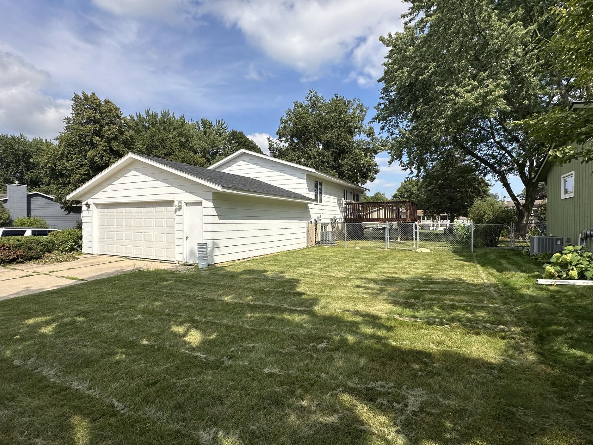 3rd image of 854 16 1/2 St Se, Rochester, MN 55904 | MLS# 7132013