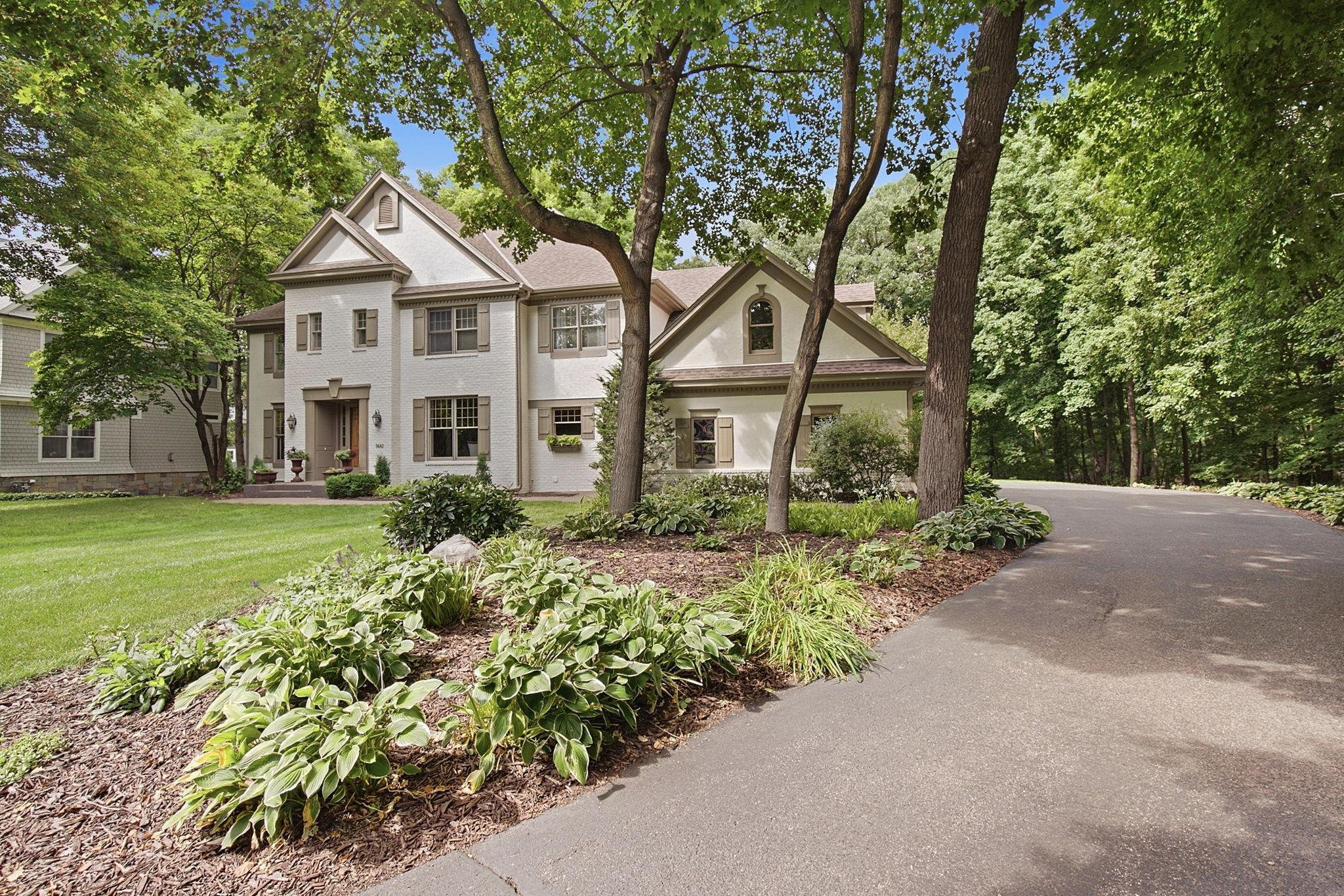 2nd image of 8662 Great Waters Alcove, Eden Prairie, MN 55347 | MLS# 7132017