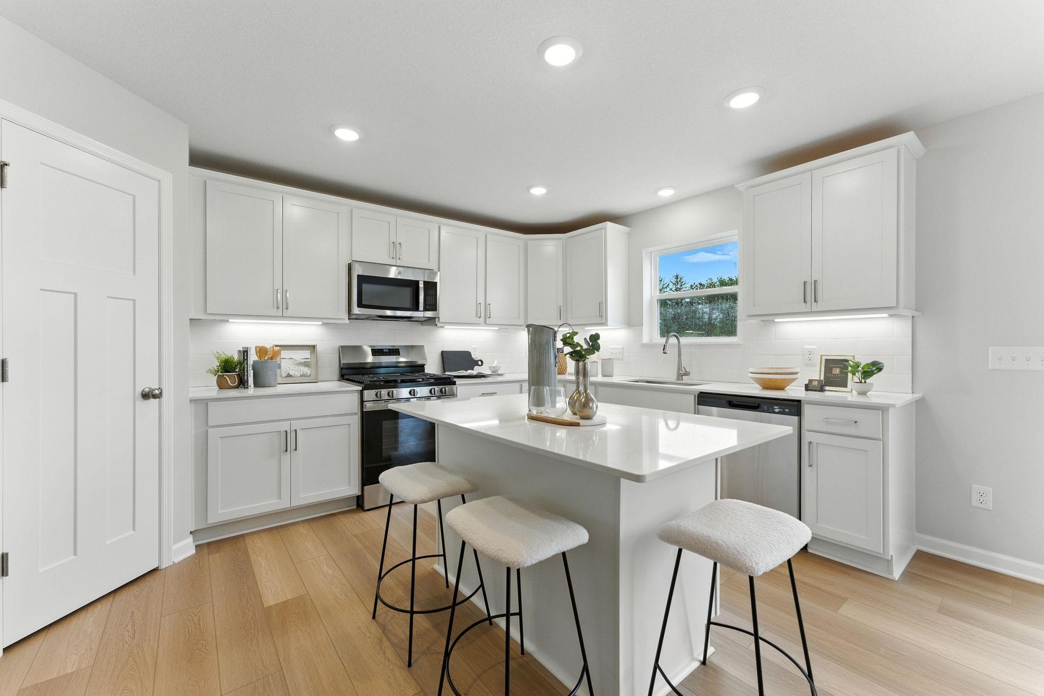 4th image of 709 Stone Arch Wy, Jordan, MN 55352 | MLS# 7132073