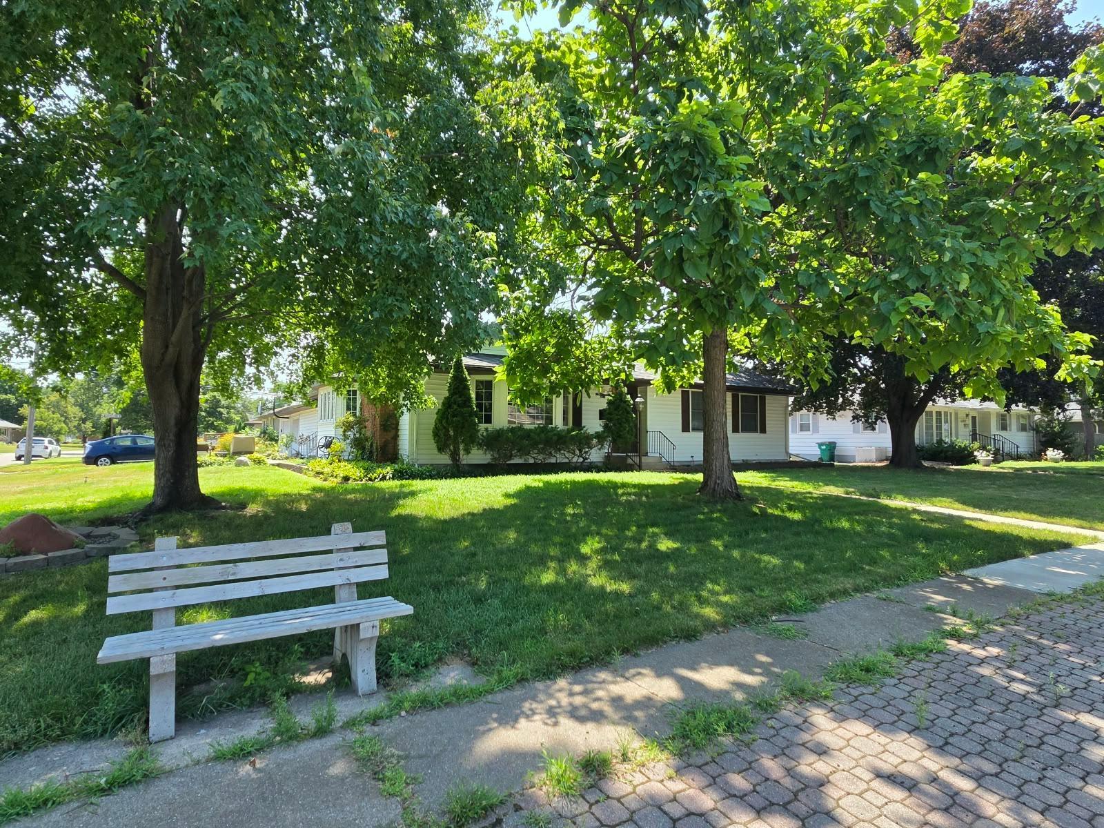 2nd image of 4401 Woodbine Ln N, Brooklyn Center, MN 55429 | MLS# 7132074